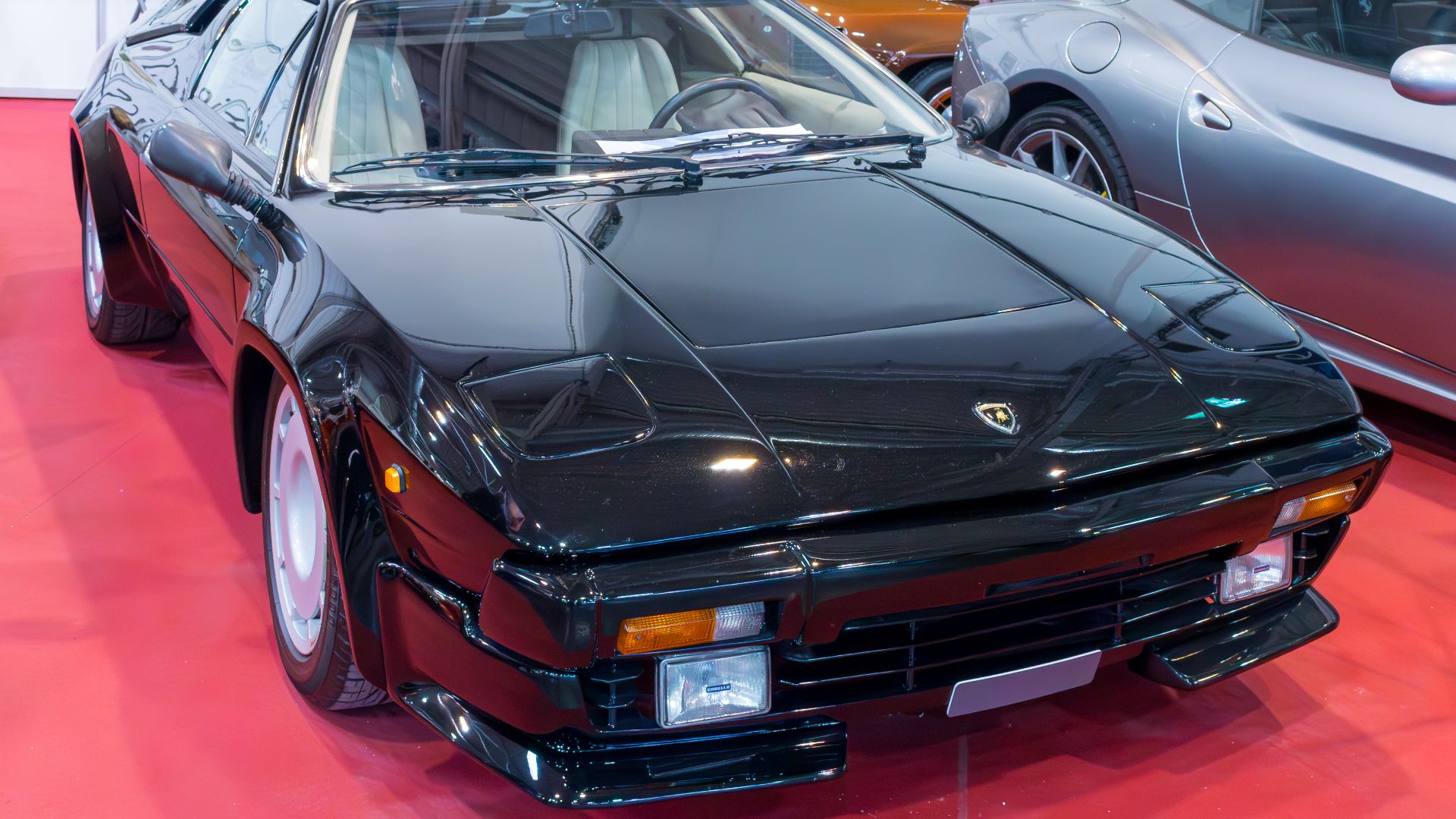 File:Lamborghini Jalpa, Techno-Classica 2018, Essen (IMG 9431).jpg