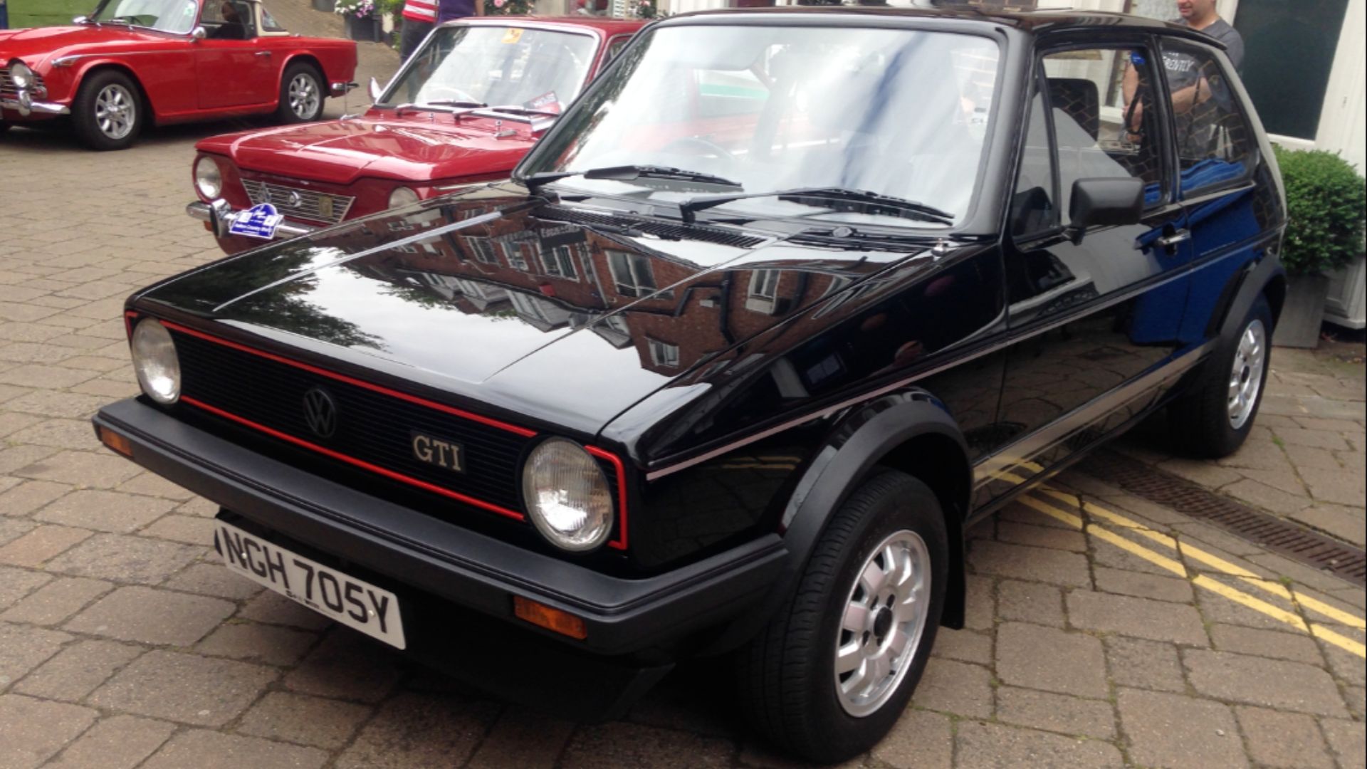 File:1983 Volkswagen Golf GTI Front.png