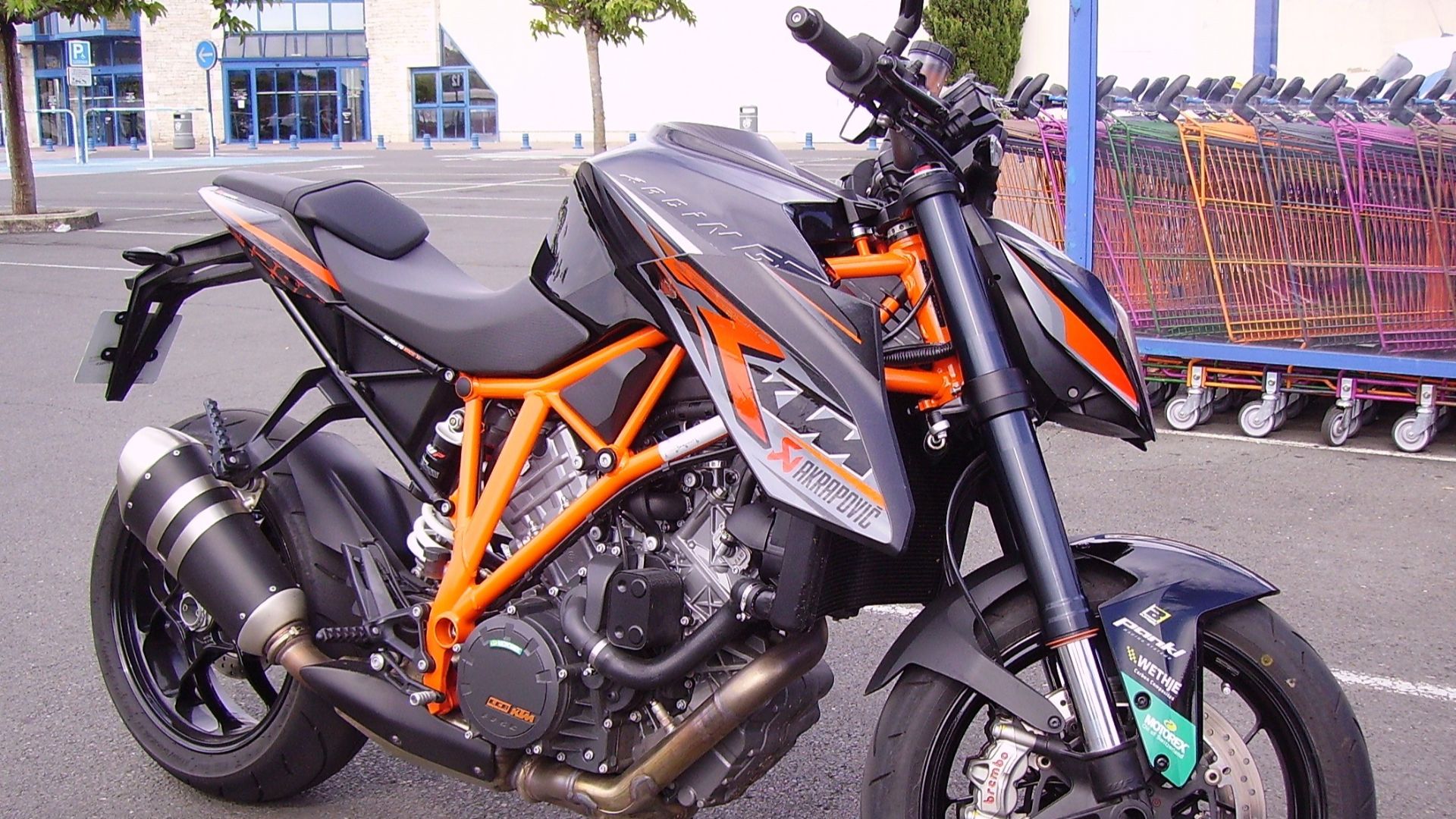 File:KTM 1290 Super Duke R.jpg