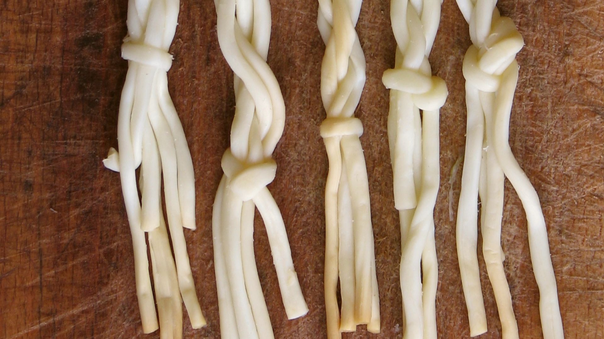 File:Údený korbáčik (Slovakia).jpg