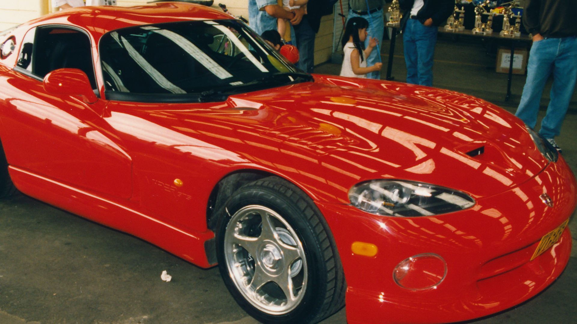 File:Dodge Viper GTS (15946954044).jpg