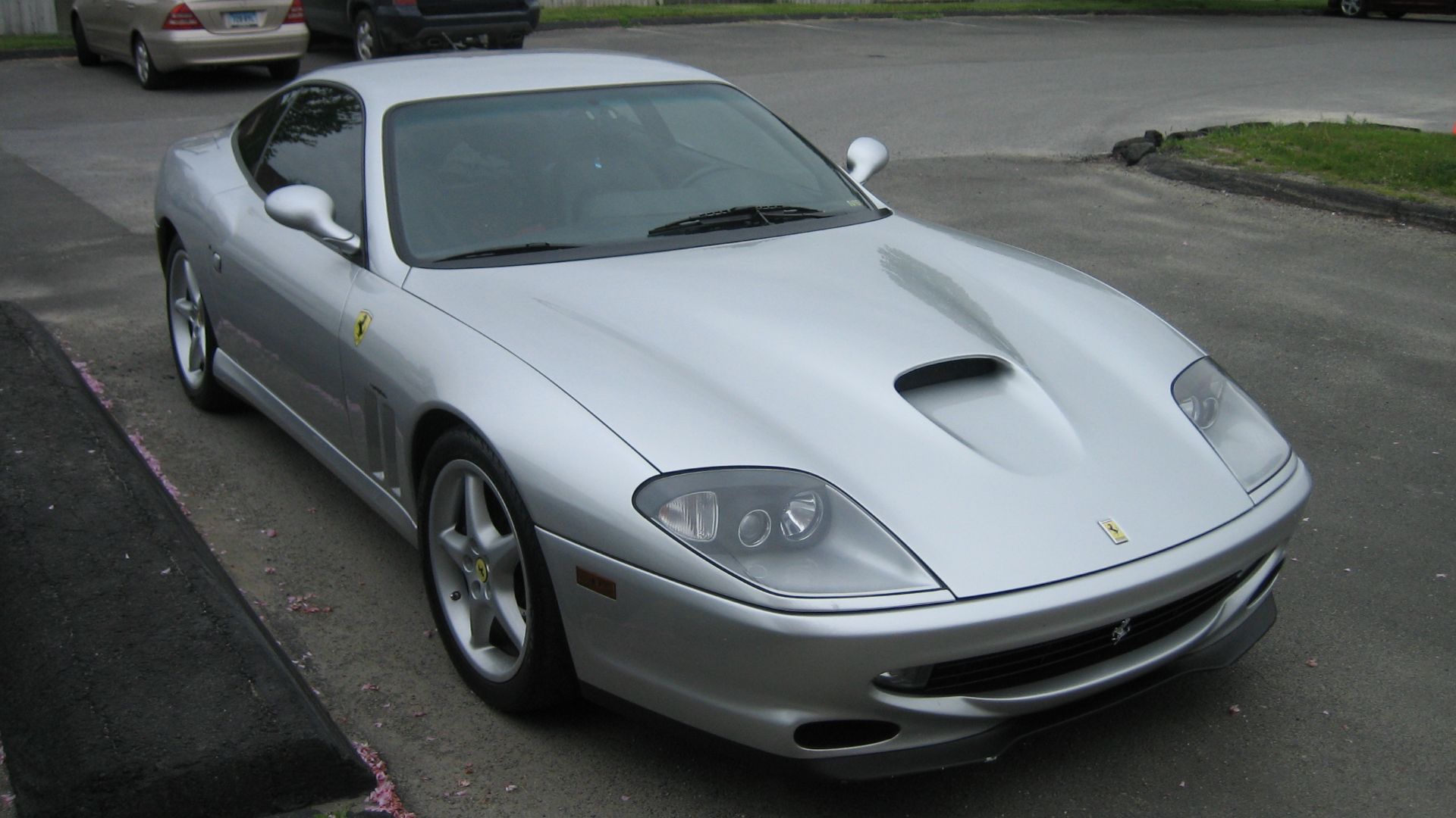File:Silver Ferrari 550.jpg