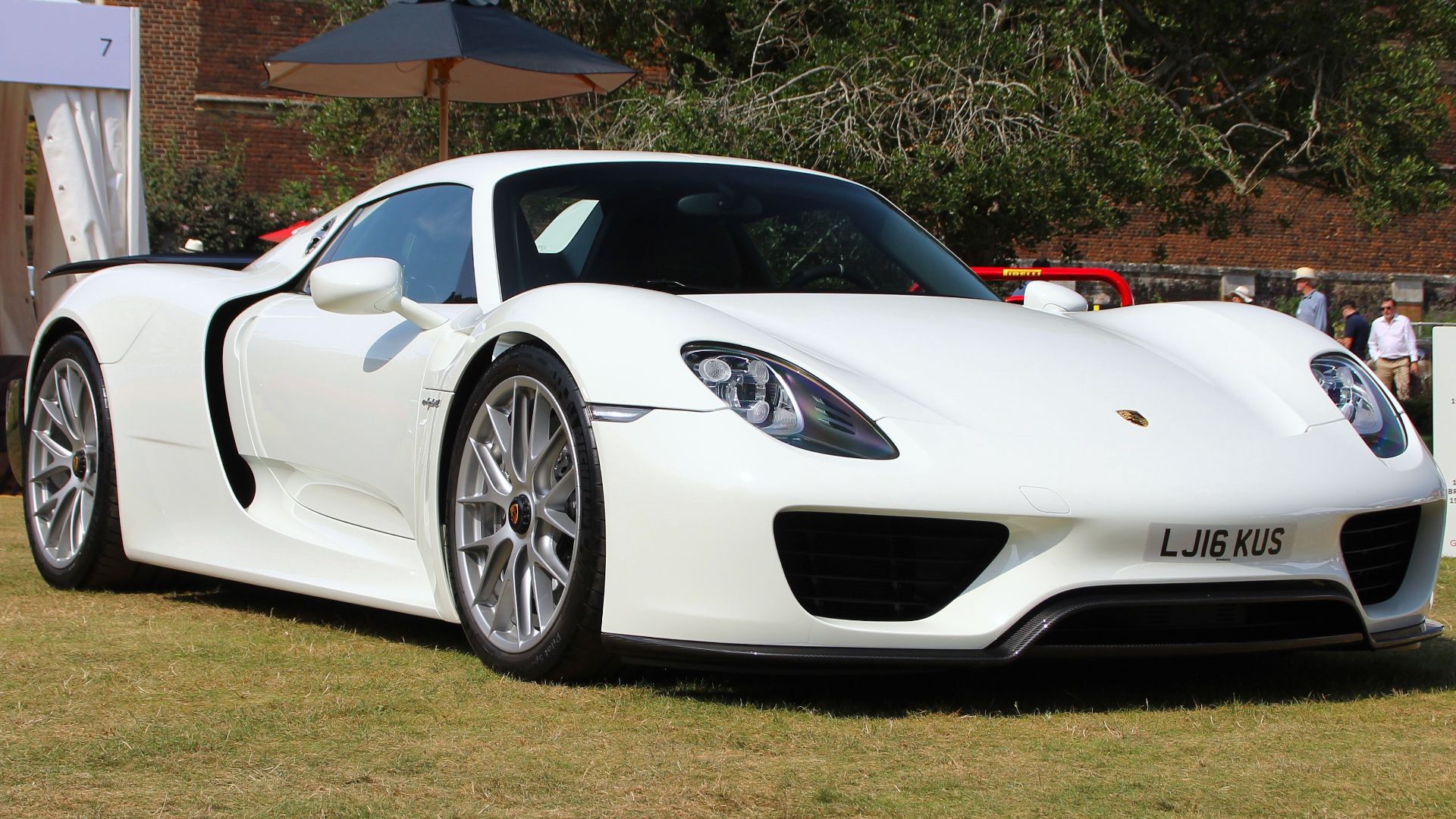 File:Porsche 918 Spyder HCC24.jpg