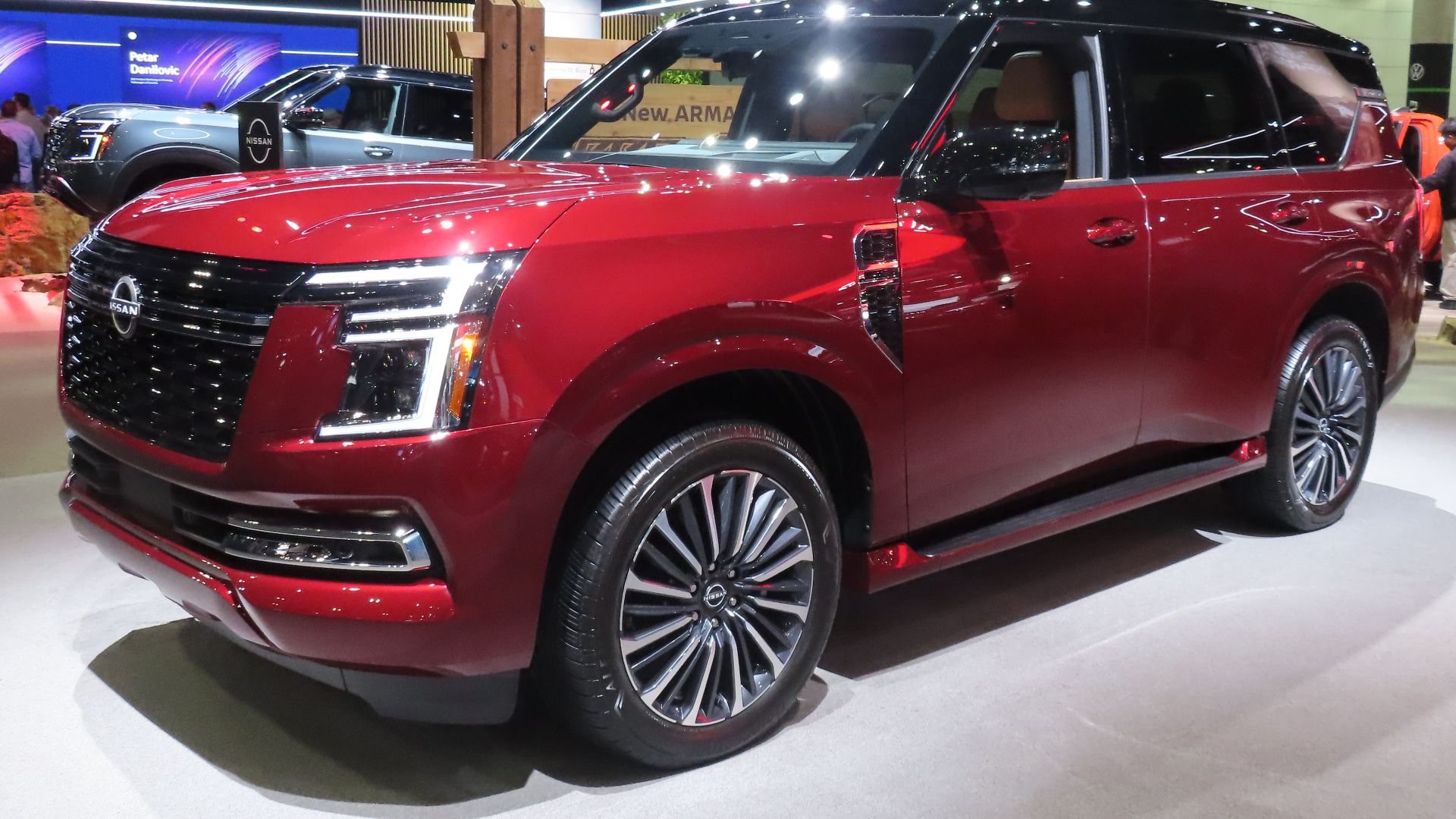 File:25 Nissan Armada Platinum Reserve.jpg