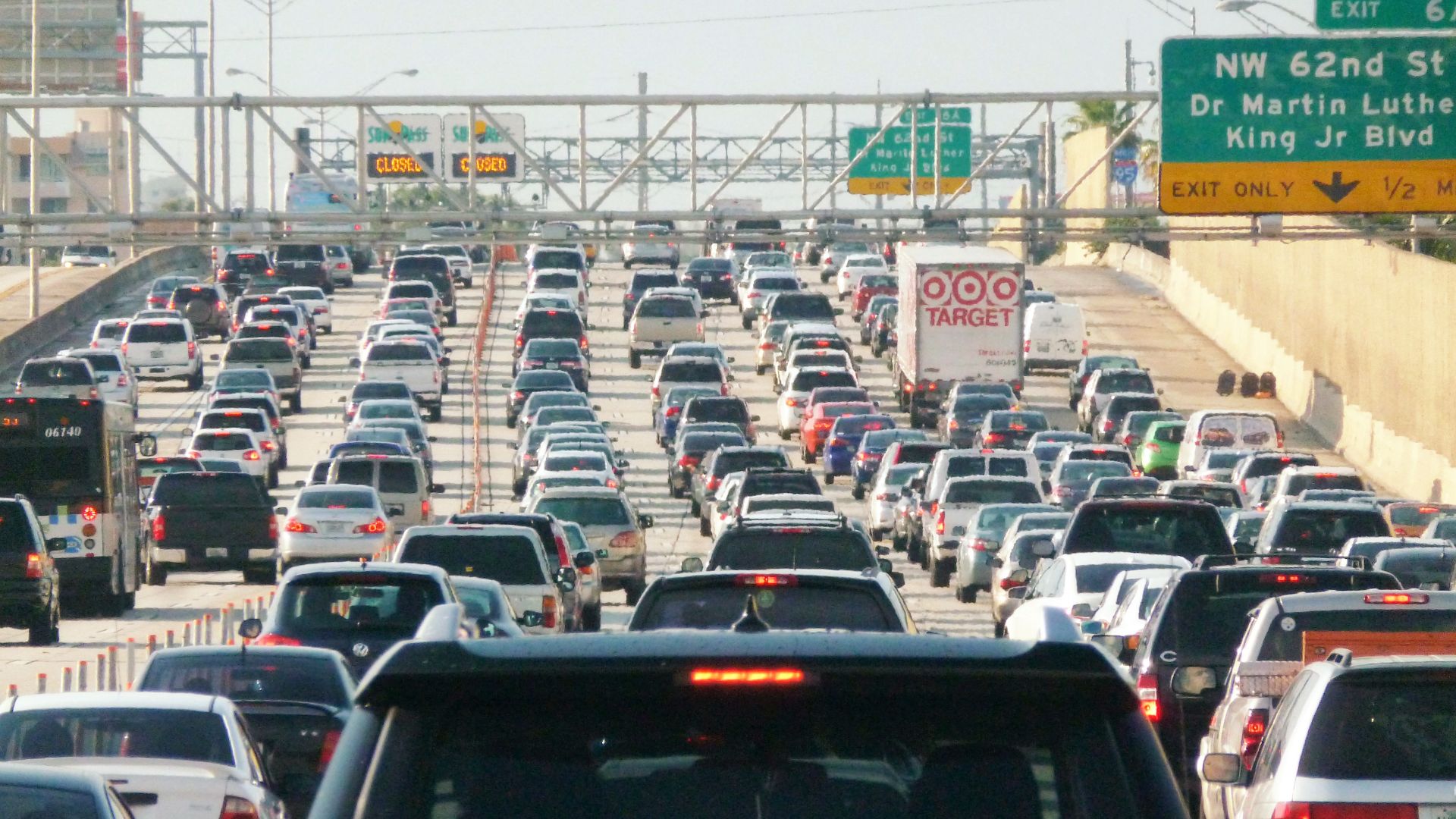 File:Miami traffic jam, I-95 North rush hour.jpg