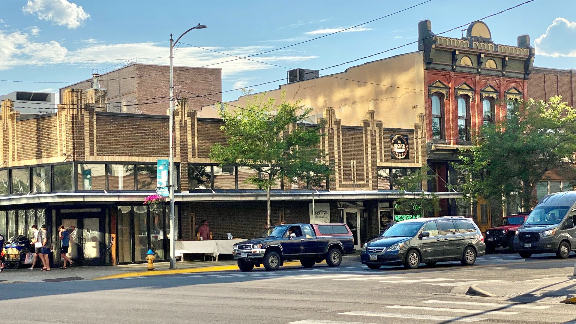 File:Hammond Arcade, Higgins Avenue and Front Street, Missoula, MT.jpg