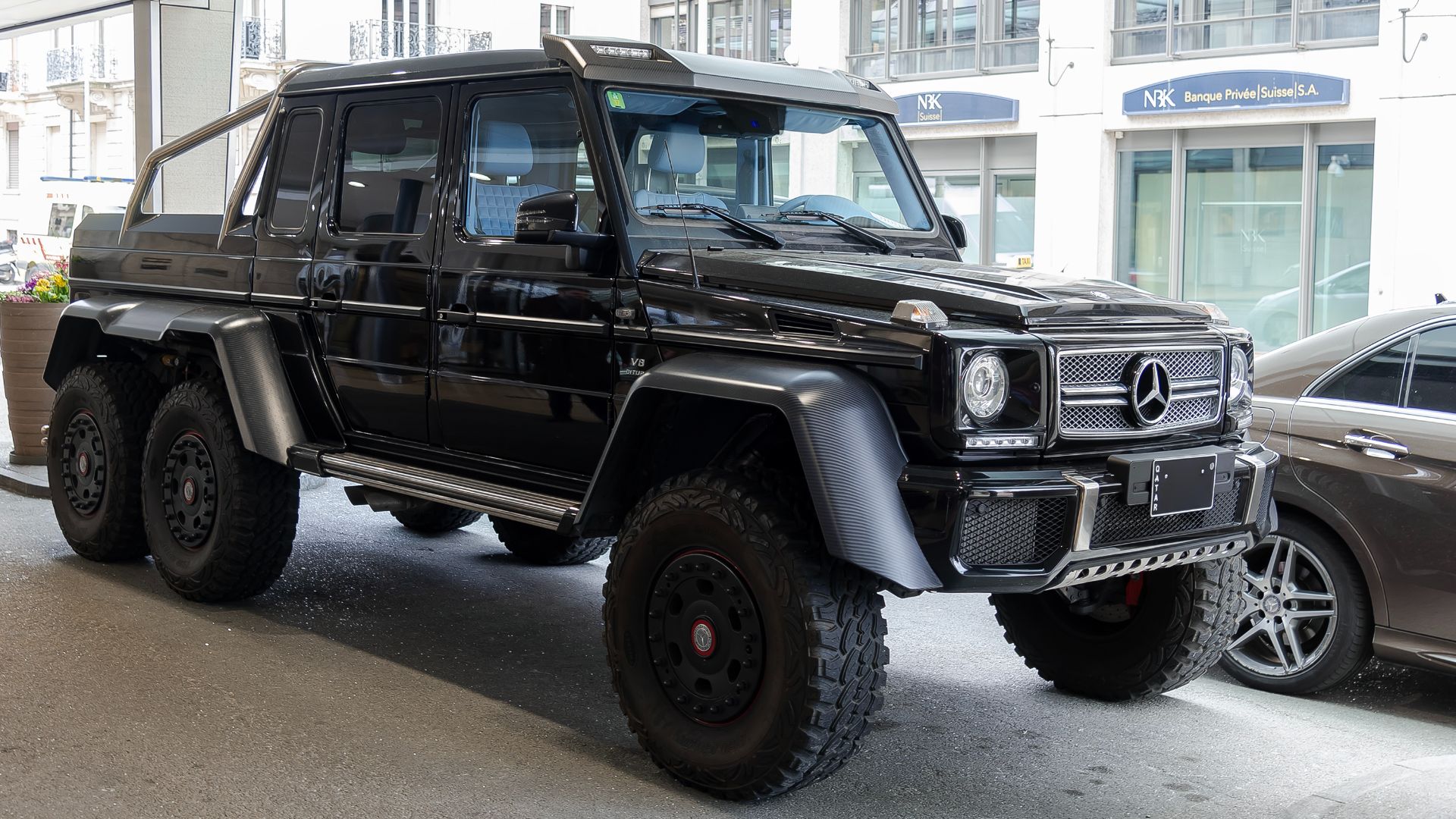File:Mercedes-Benz G 63 AMG 6x6 (51172094523).jpg