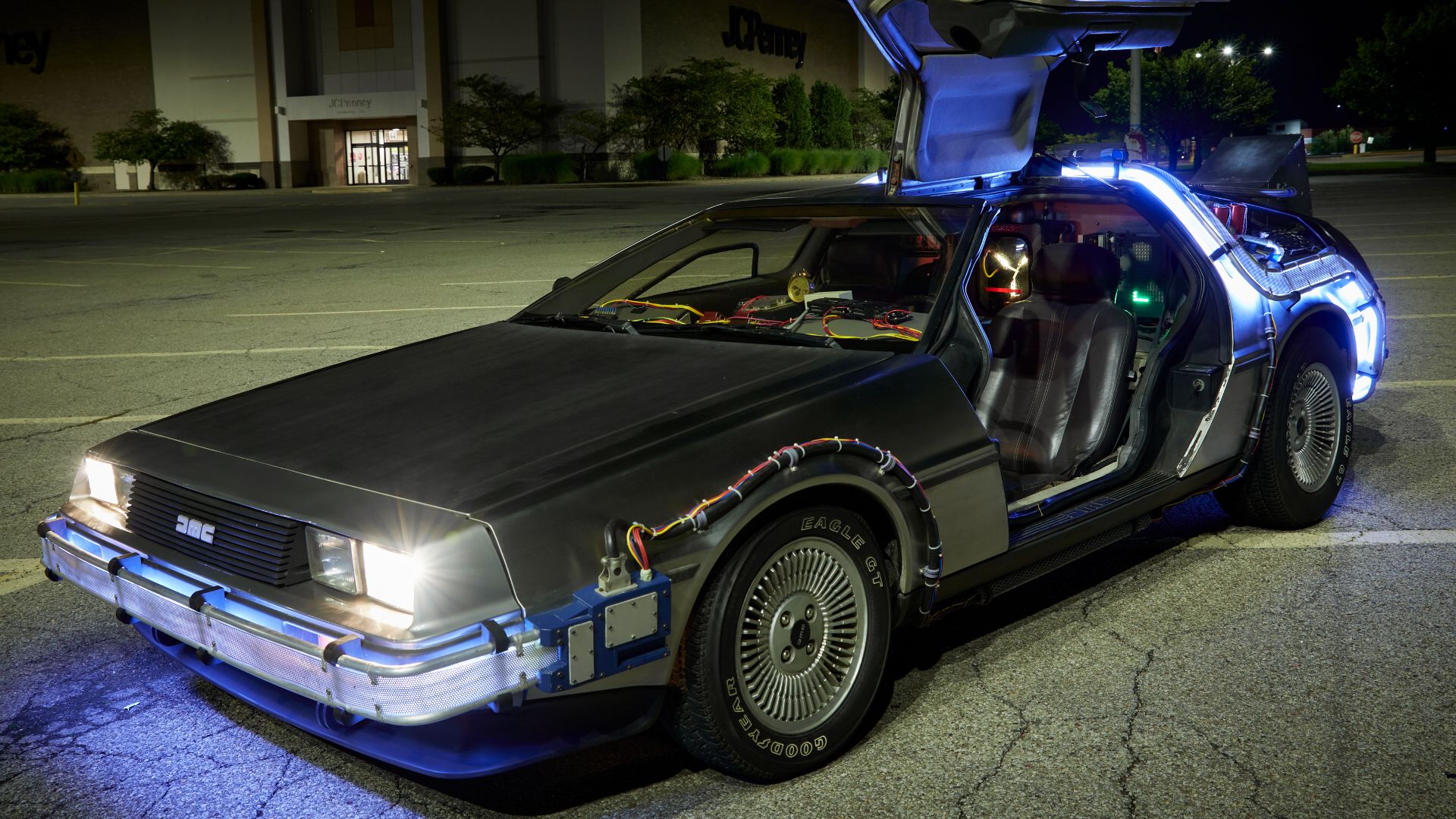 File:DeLorean Replica Kovacs Time Machine.png
