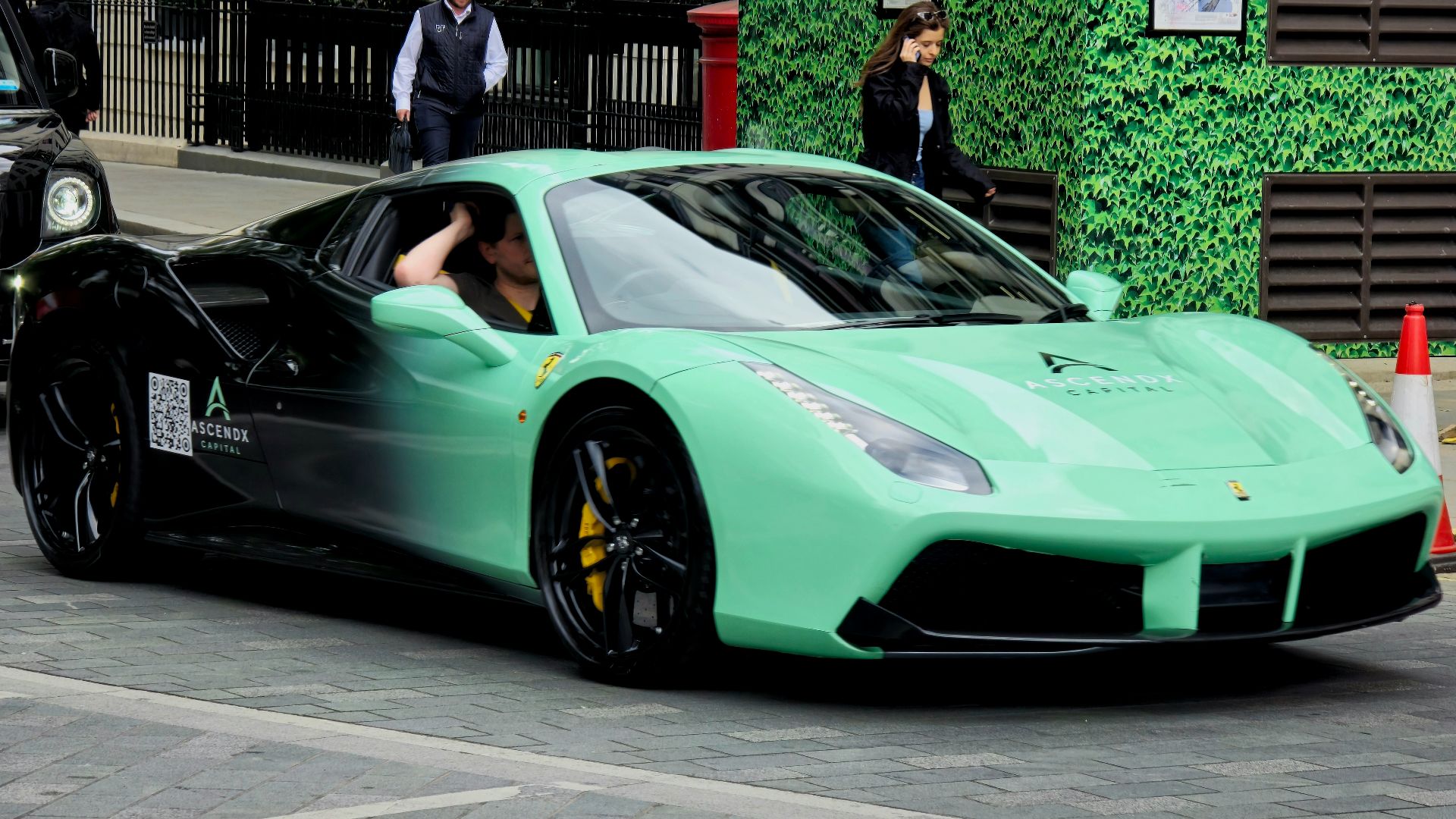 File:2019 Ferrari 488 Spider 3.jpg