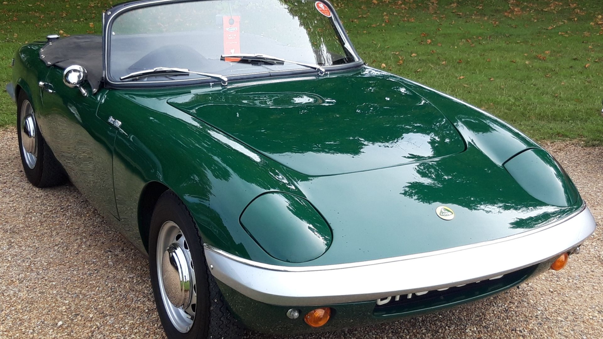 File:A Classic Lotus Elan.jpg