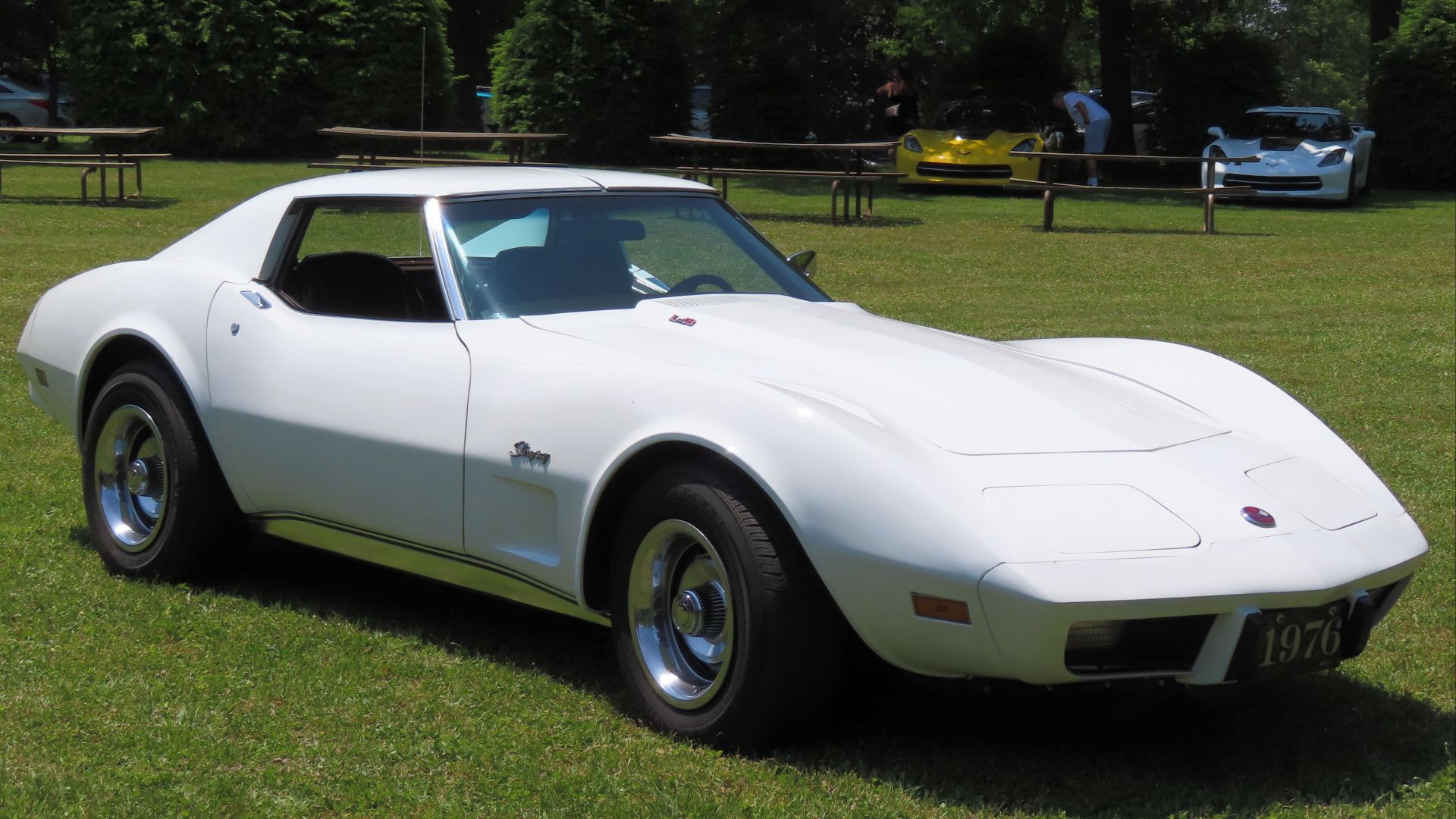 File:1976 Chevrolet Corvette Stingray, front right (2023 ARMCO Park Wheels of Steel Car Cruise).jpg