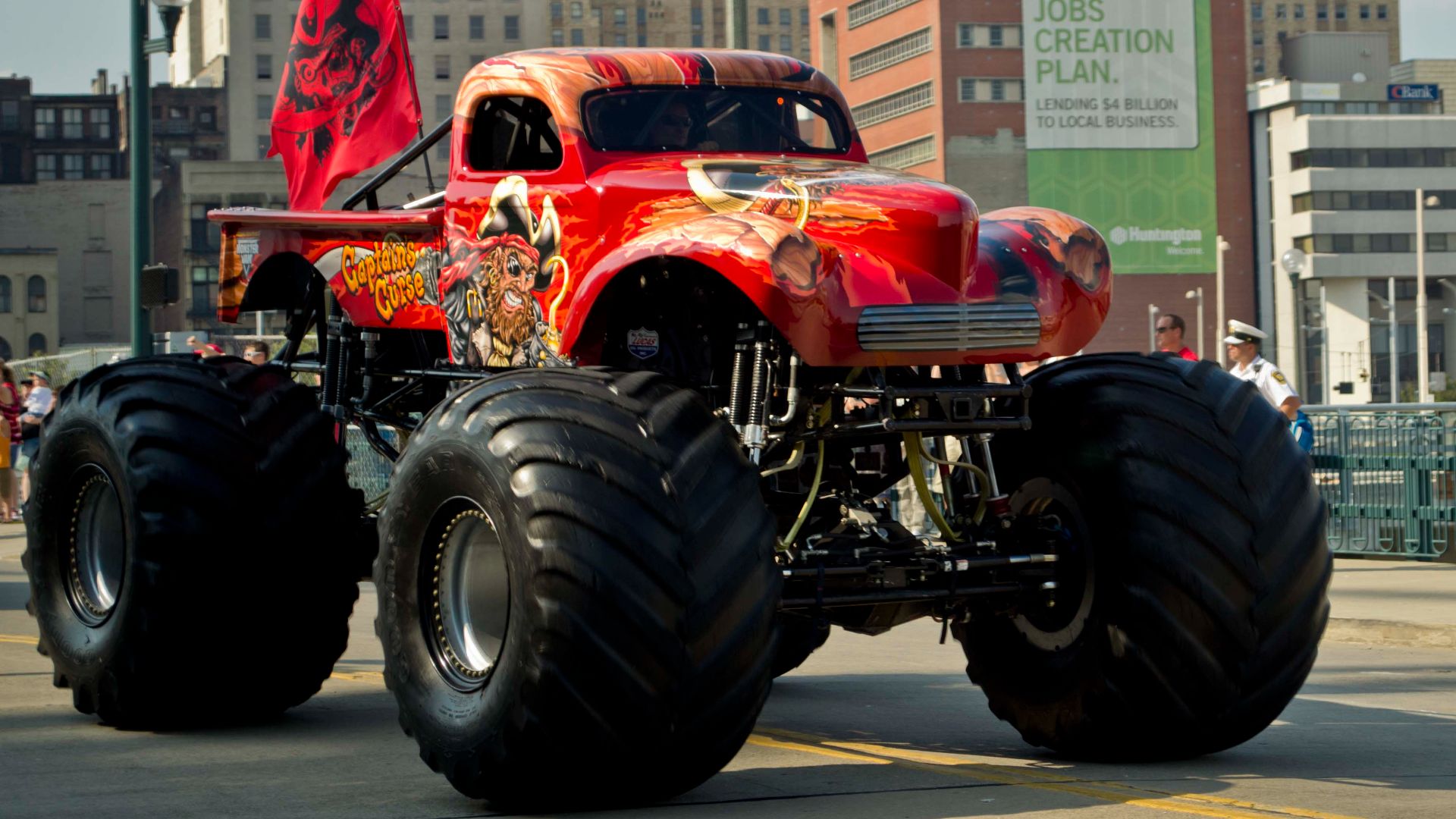 File:Captain's Curse Monster Truck.jpg