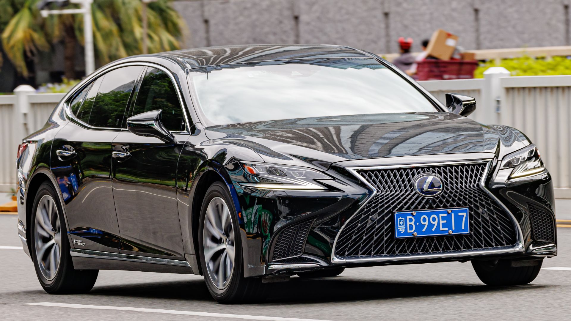 File:LEXUS LS 500h (XF50) China (11).jpg