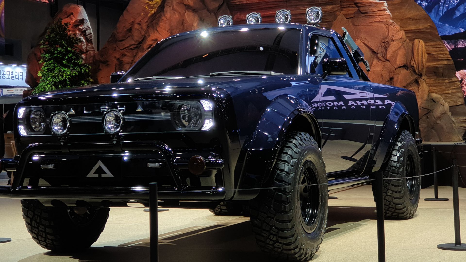 File:Alpha Wolf (2).jpg