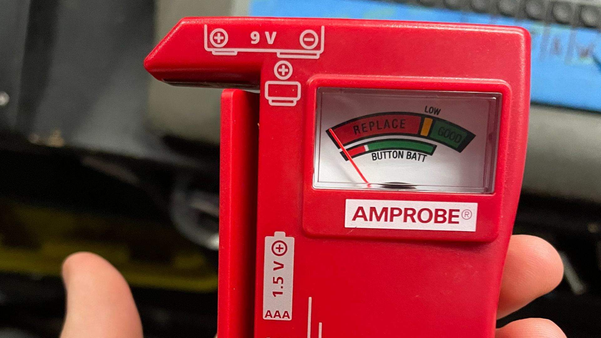 File:Amprobe BAT-250 Battery Tester.jpg