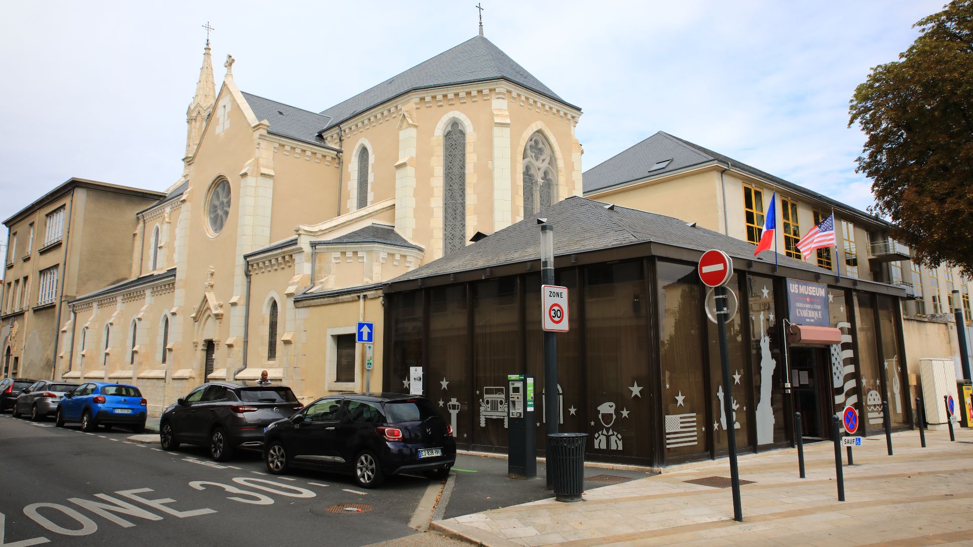File:Châteauroux - Chapelle Sainte-Solange & US Museum.jpg