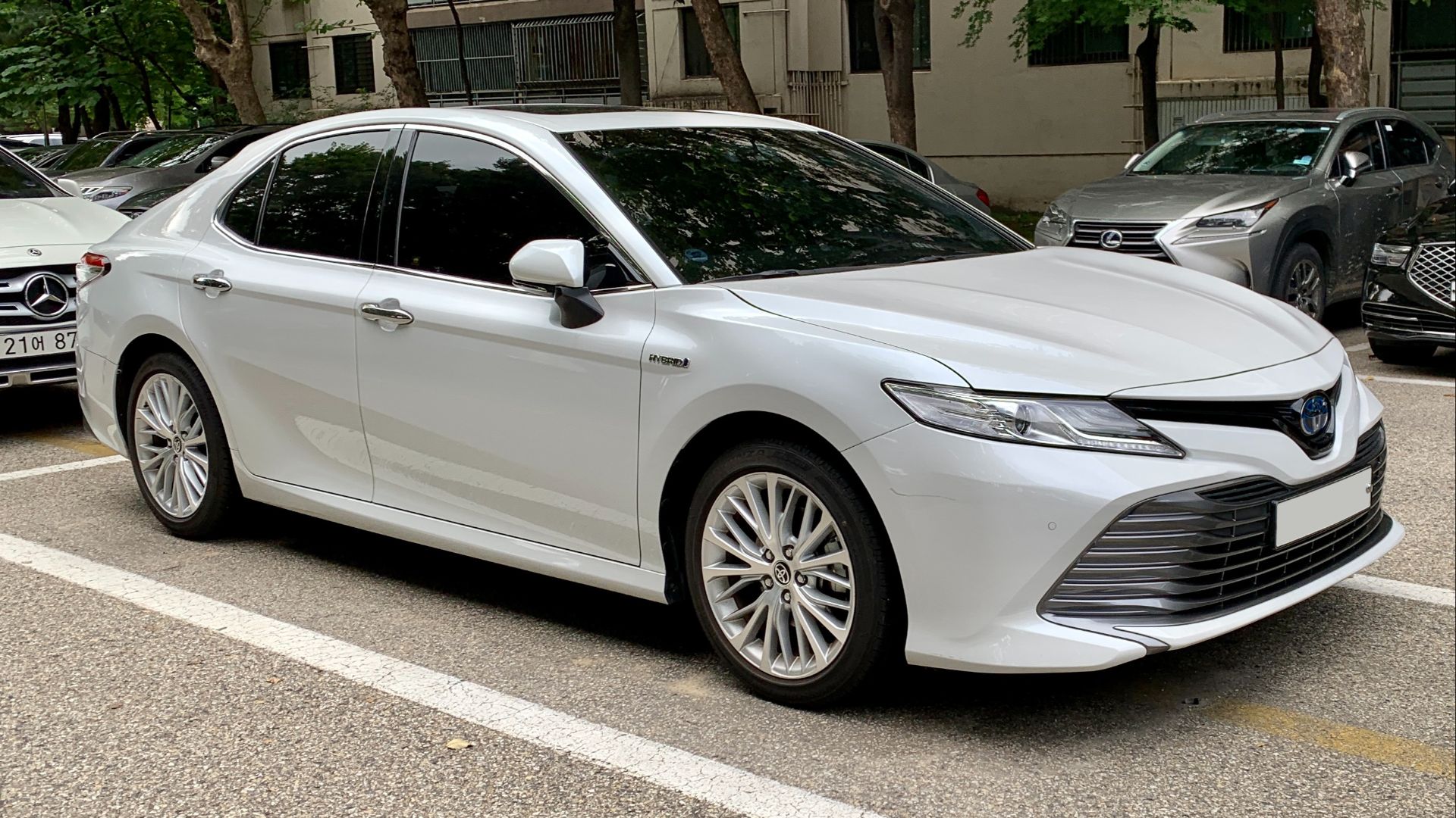 File:0 Toyota Camry 70 3.jpg