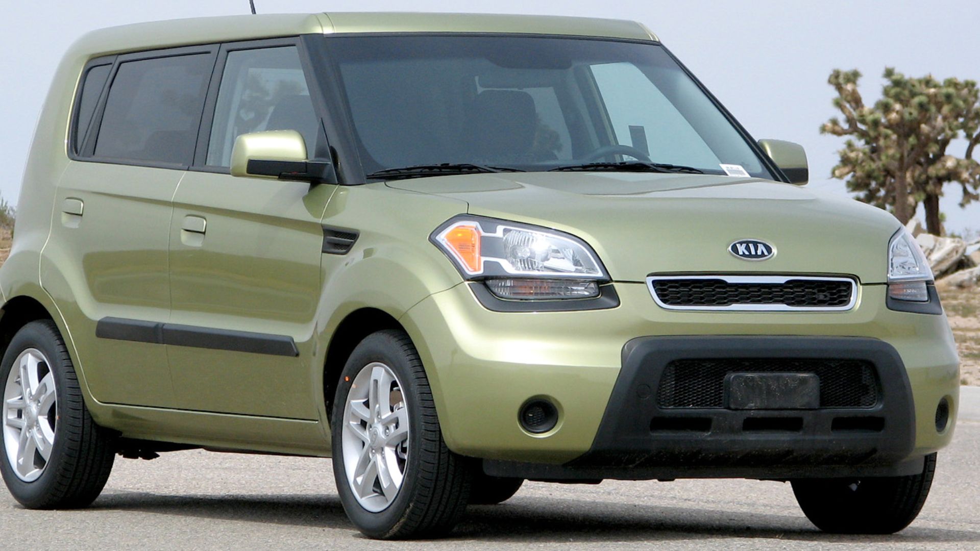 File:2010 Kia Soul + -- NHTSA.jpg