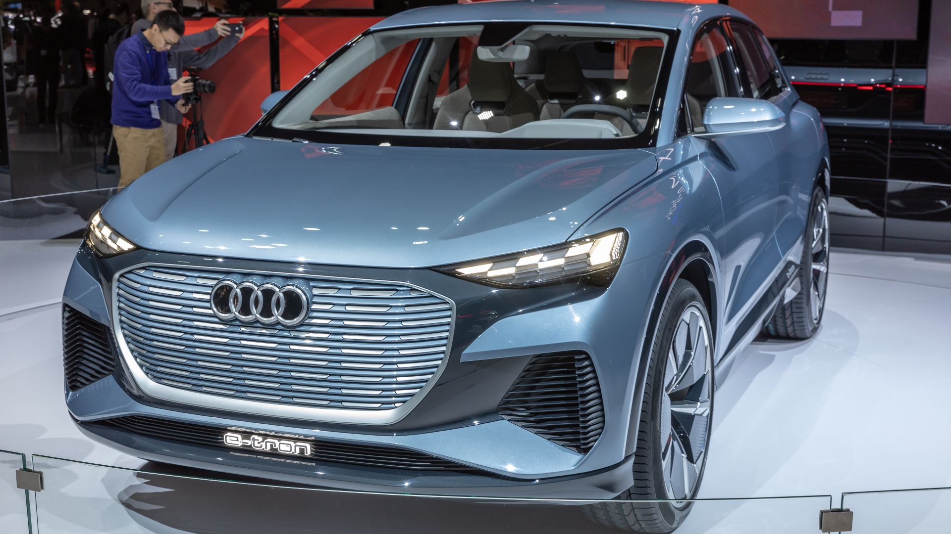 File:Audi e-tron, GIMS 2019, Le Grand-Saconnex (GIMS1006).jpg