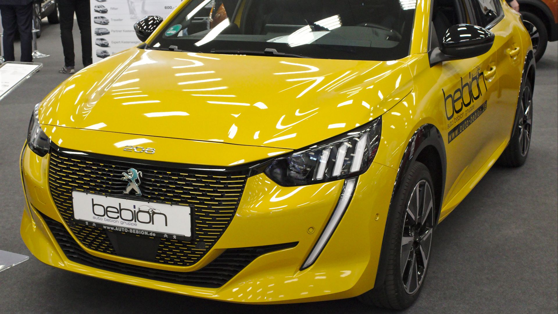 File:Peugeot e-208 Sindelfingen 2020 IMG 2409.jpg