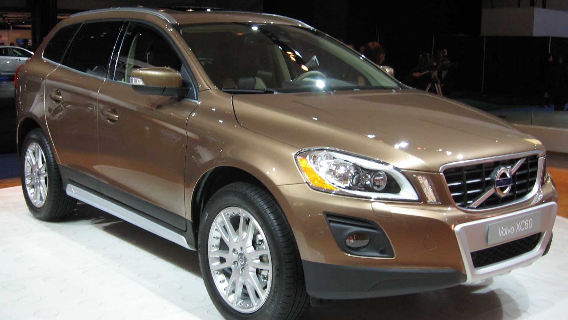 File:2009 Volvo XC60 NY.jpg