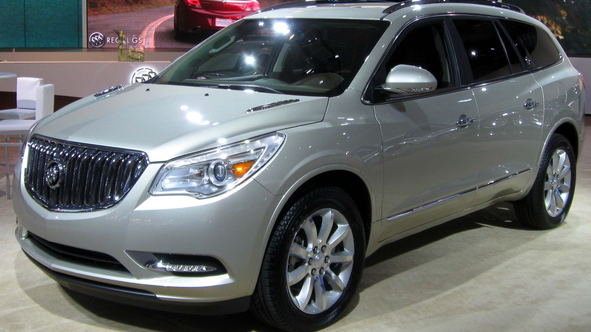File:2013 Buick Enclave -- 2012 NYIAS 1.JPG
