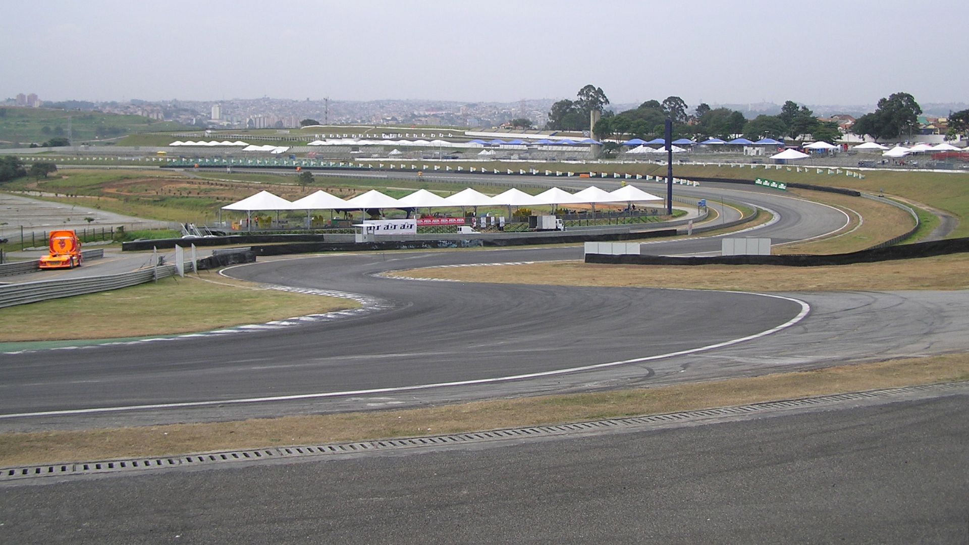 File:Autodromo Jose Carlos Pace S do Senna e Curva do sol.jpg