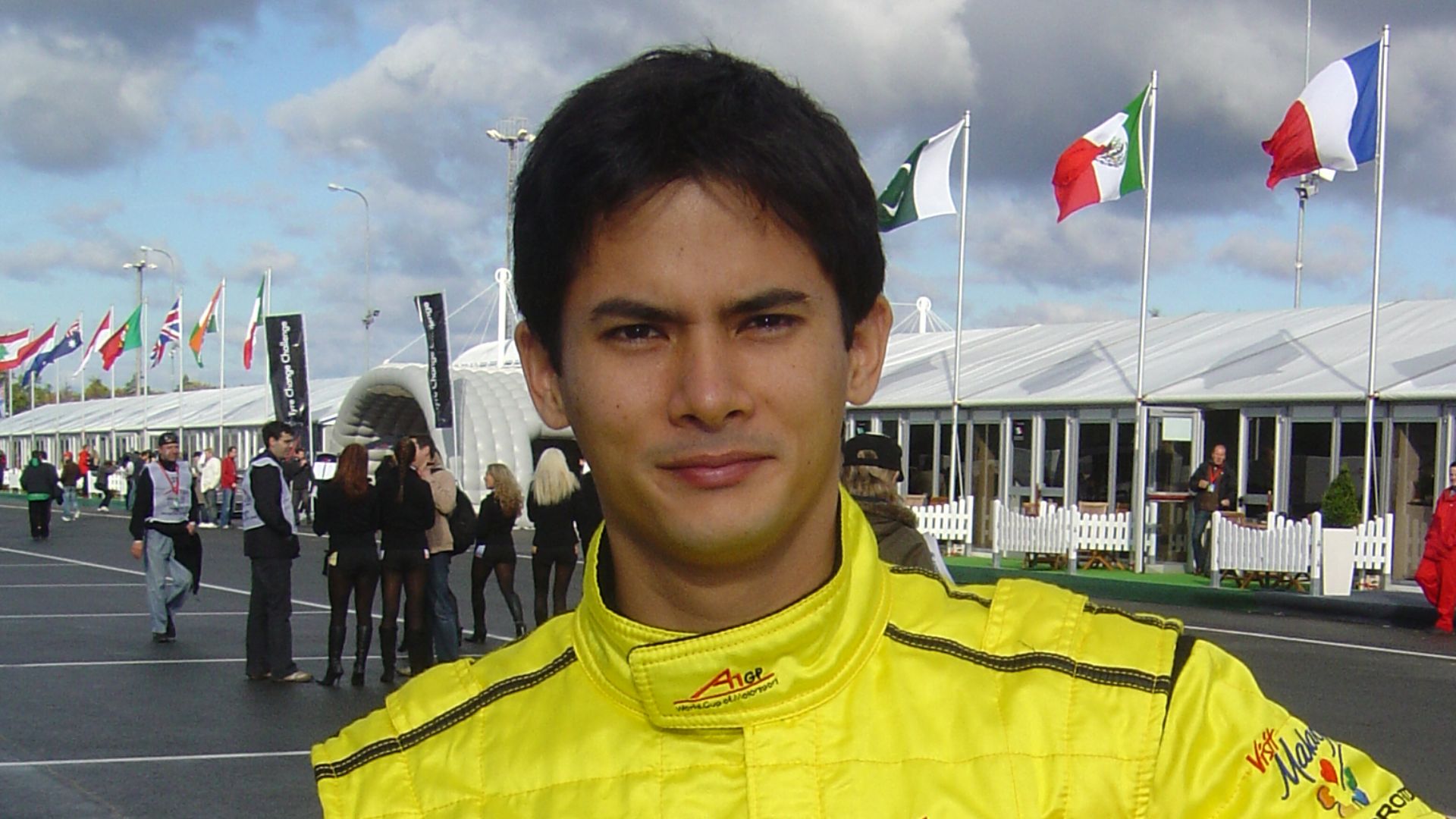 File:AlexYoong.JPG