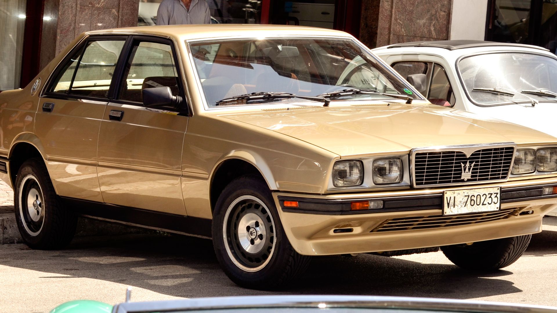 File:1988 Maserati Biturbo 420i (AM332).jpg
