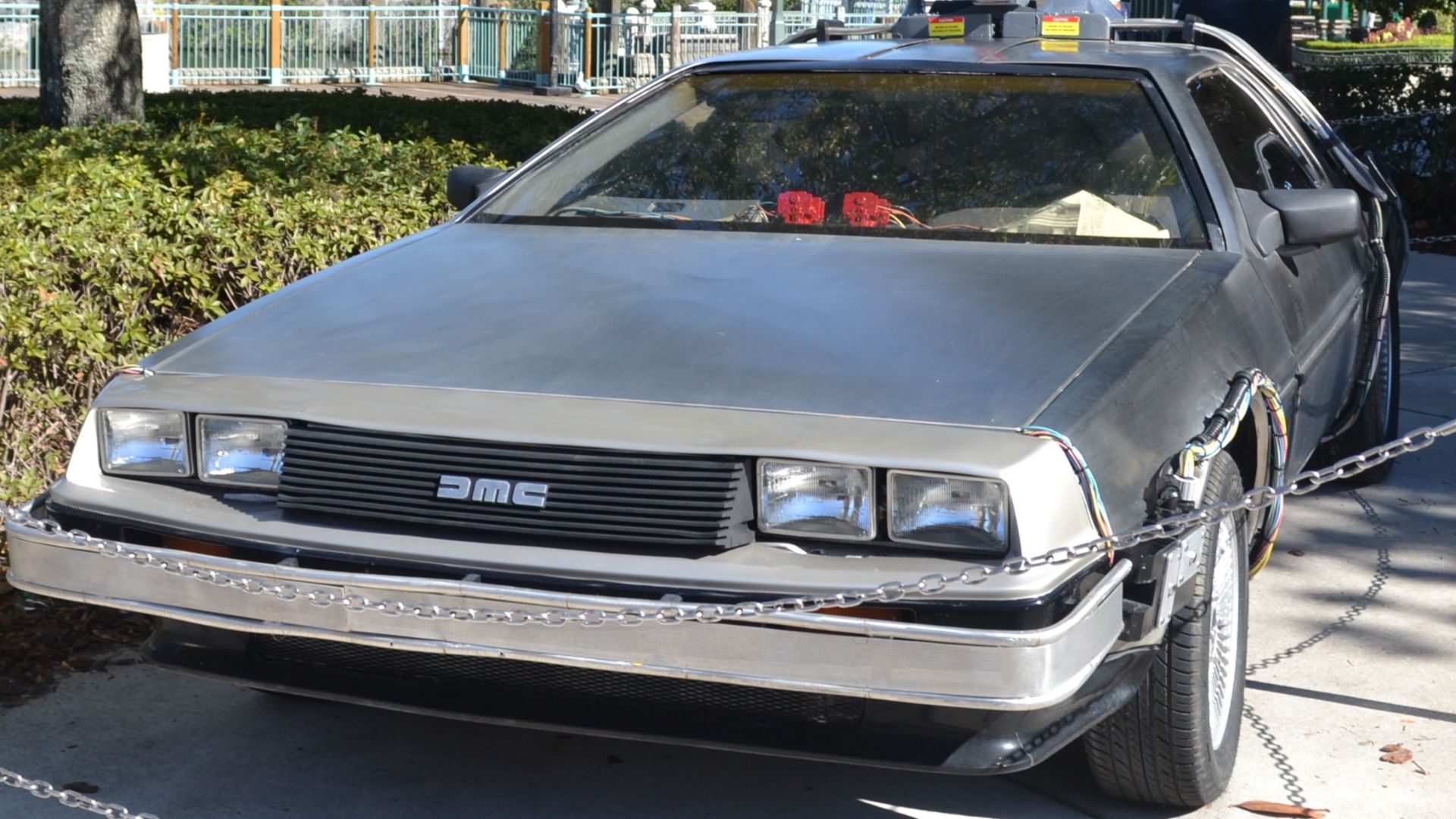 File:'81-'82 DeLorean DMC-12.jpg