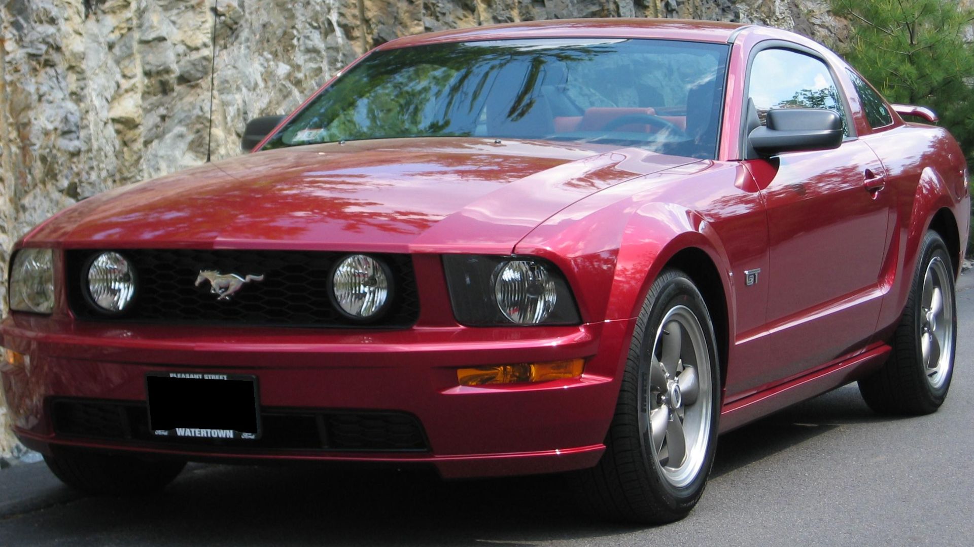 File:2005 Ford Mustang GT Coupe in Redfire with Bullitt wheels KFoley.jpg