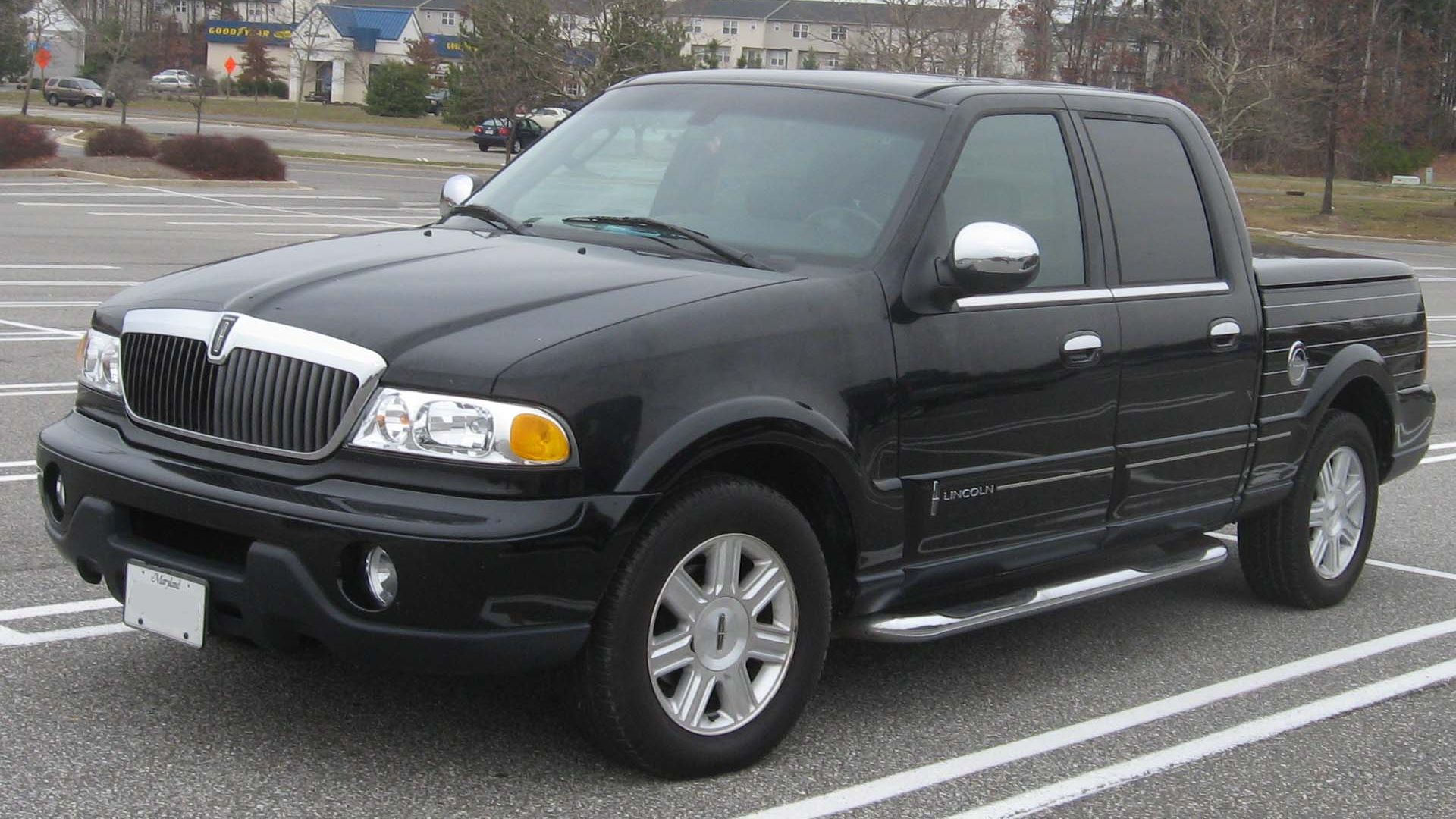 File:2002 Lincoln Blackwood 1.jpg