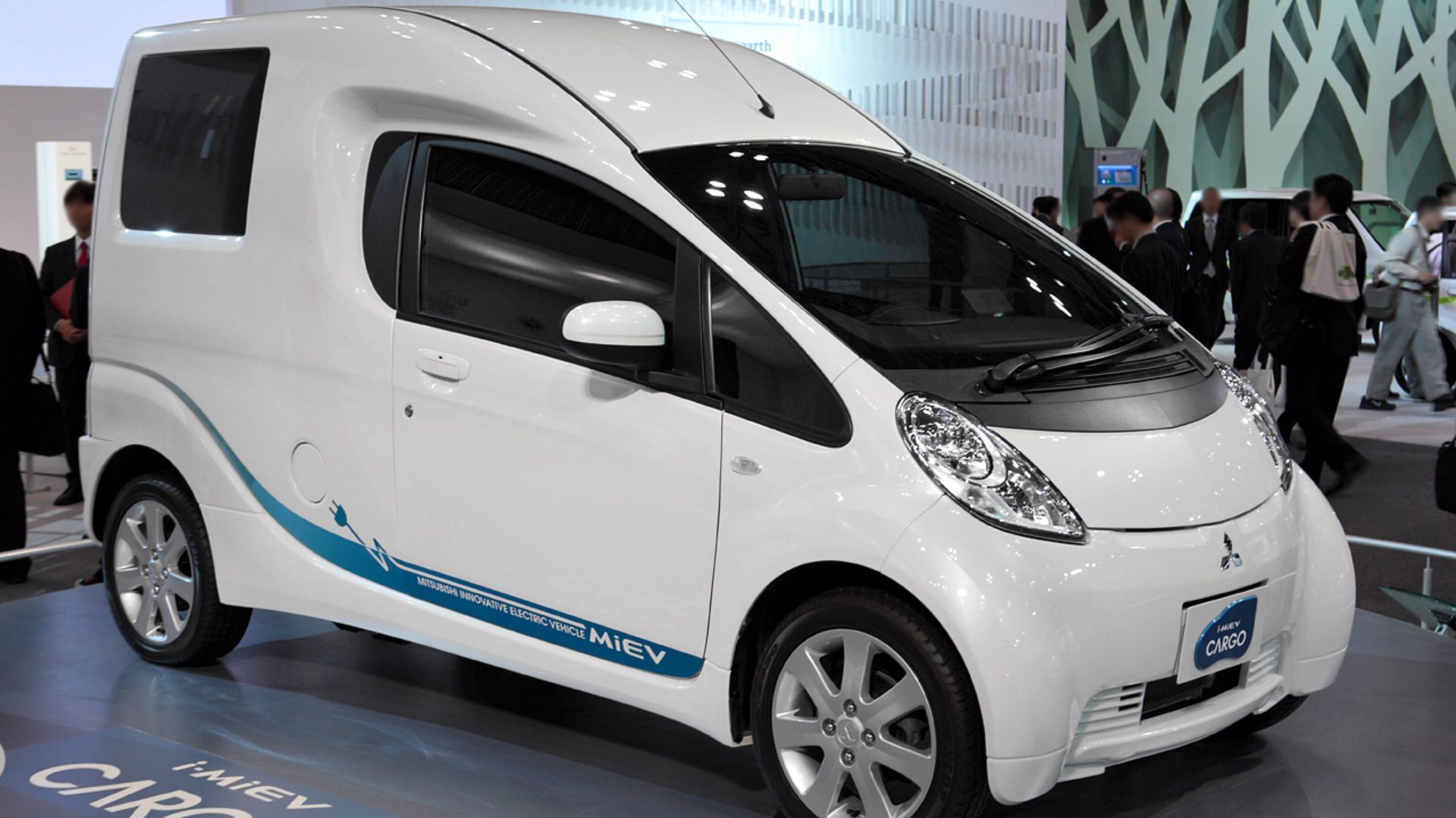 File:Mitsubishi i-MiEV Cargo 001.JPG