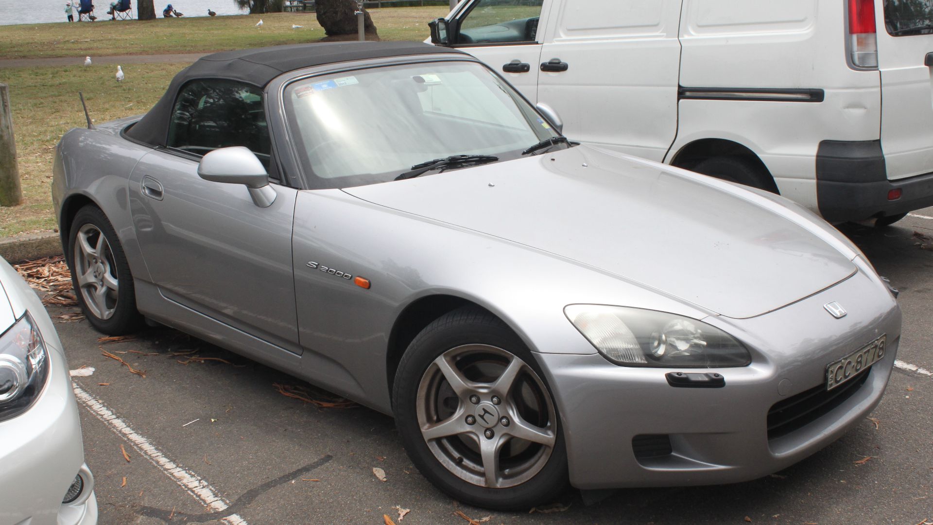 File:1999 Honda S2000 convertible (24062239555).jpg