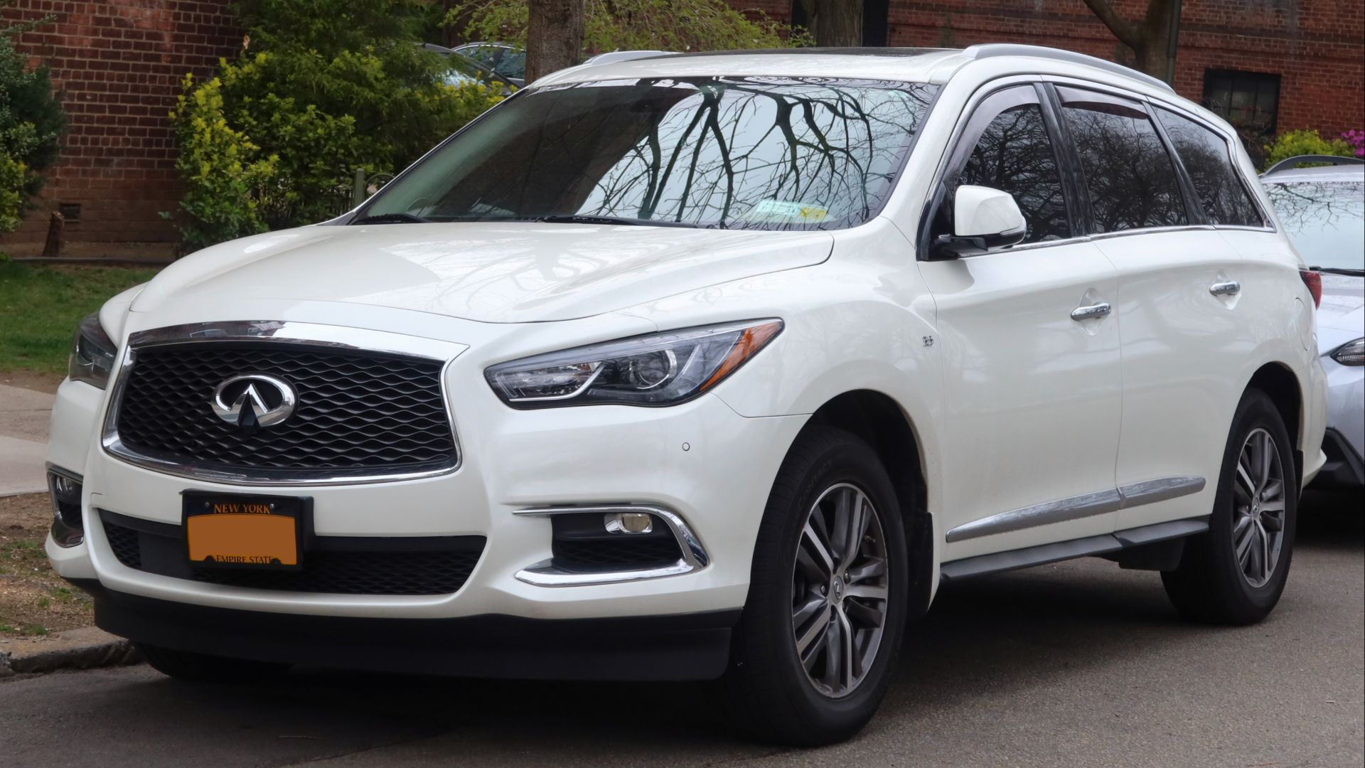 File:2017 Infiniti QX60, front 4.7.23.jpg