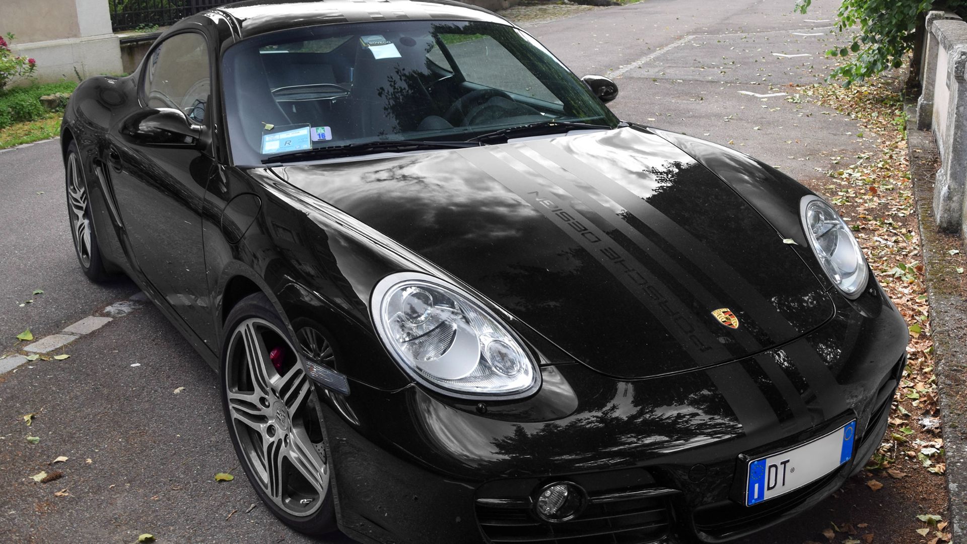 File:Porsche Cayman S Porsche Design Edition 1 (31576205555).jpg