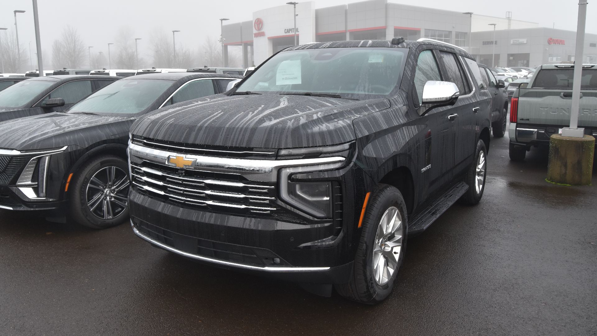 File:2025 Chevrolet Tahoe Facelift.jpg