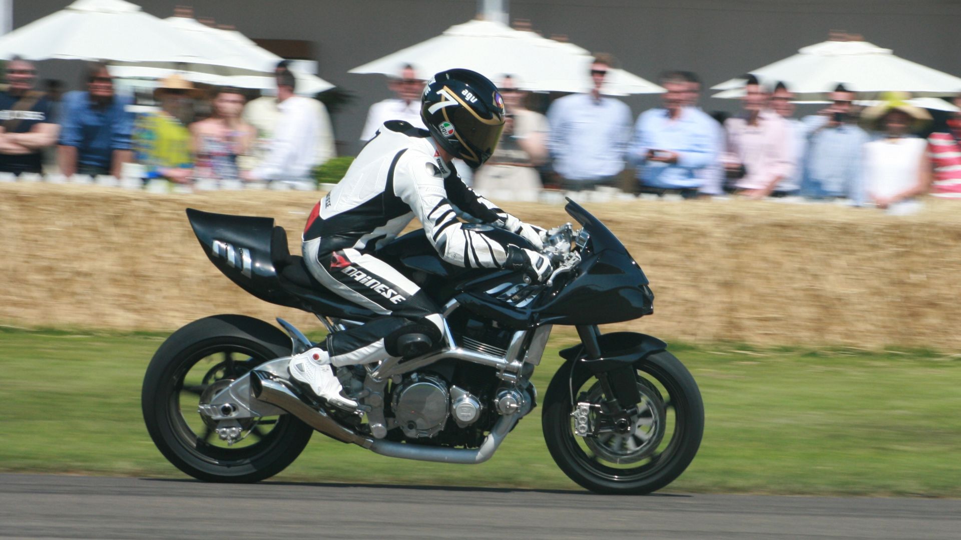 File:Freddie Sheene on 'Icon Sheene' - Flickr - Supermac1961.jpg