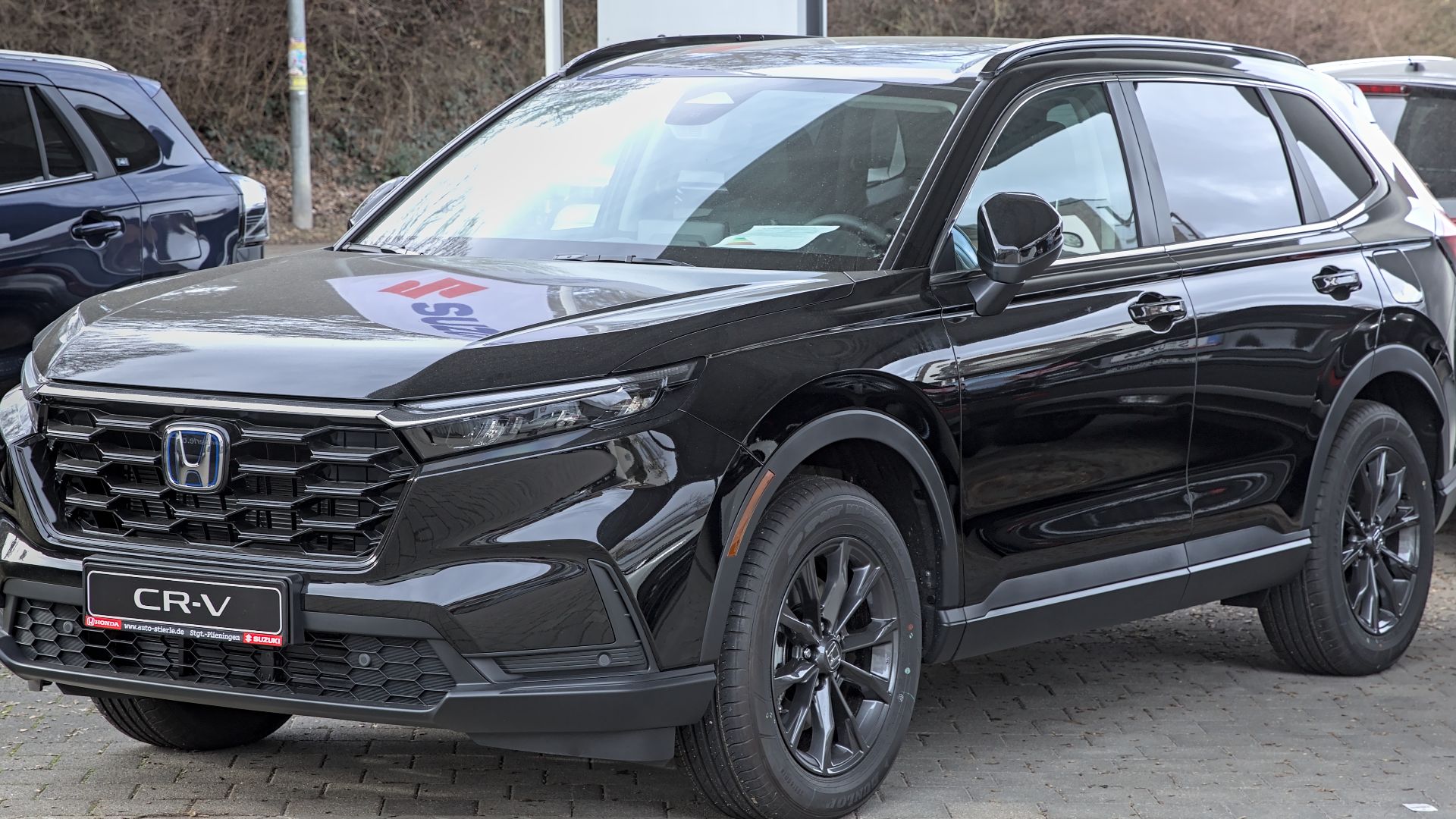 File:Honda CR-V (6th generation) hybrid 1X7A1956.jpg