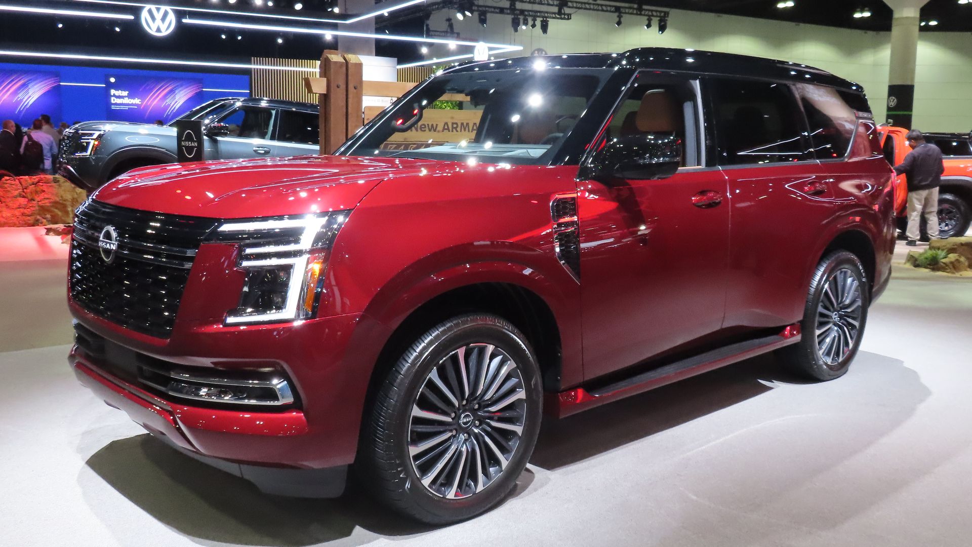 File:25 Nissan Armada Platinum Reserve.jpg