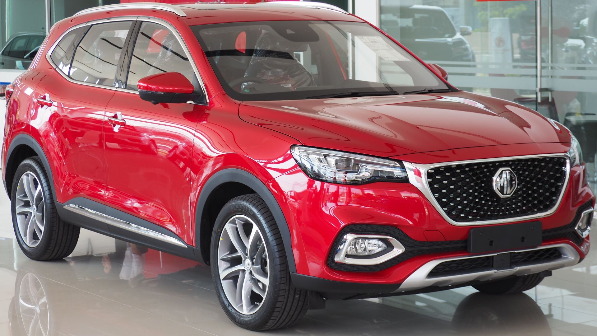 File:2019 MG HS Turbo X.jpg