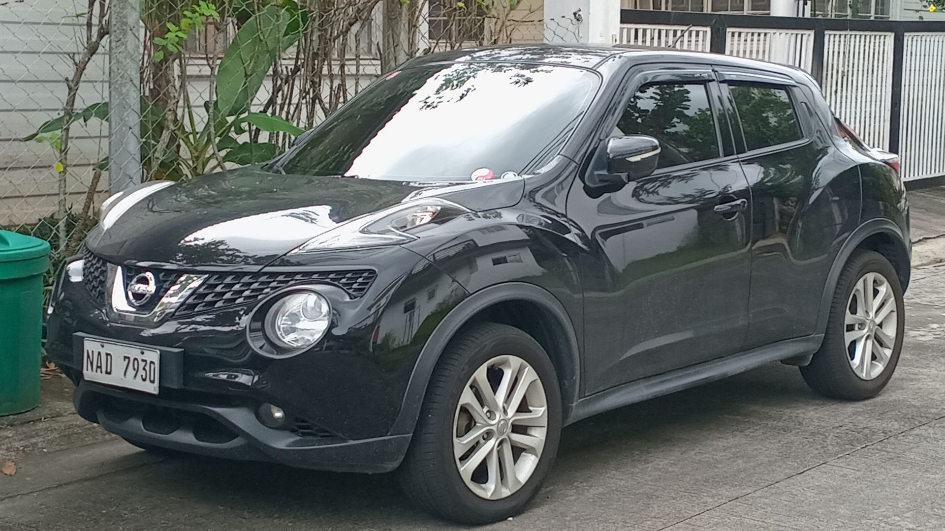 File:Nissan Juke 1.5 Upper 2017.jpg