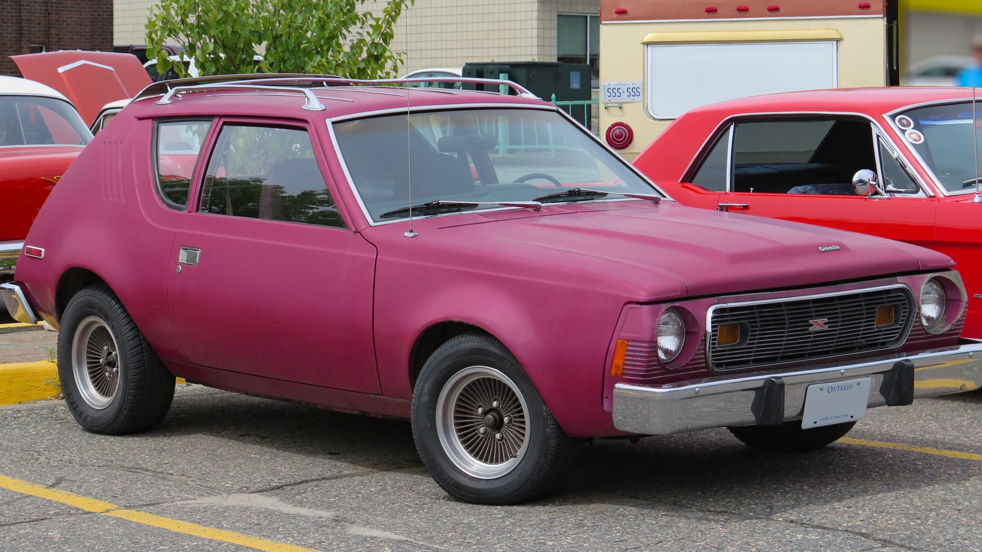 File:1974 AMC Gremlin X in Plum, Front Right, 08-14-2022.jpg