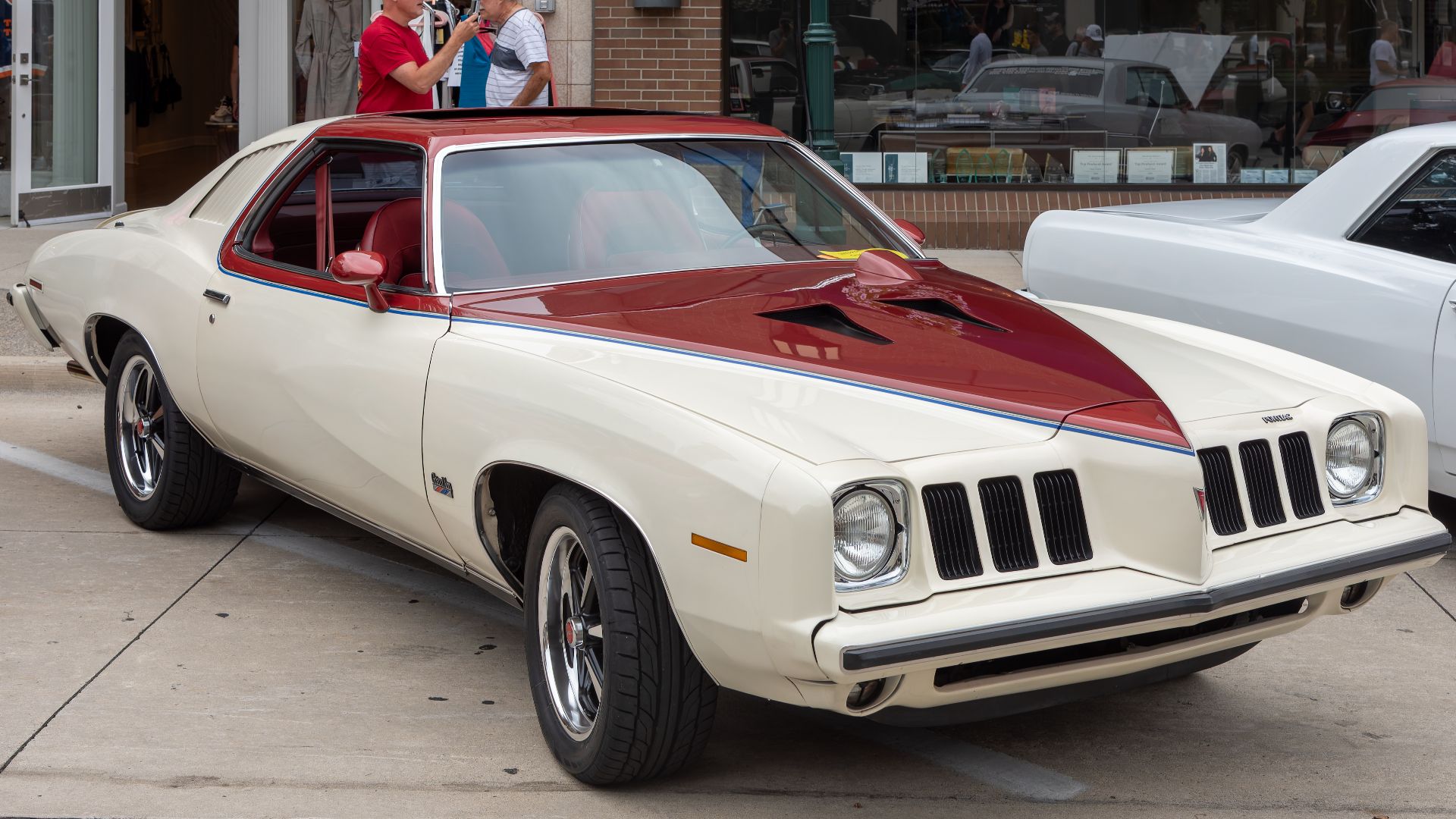 File:1973 Pontiac Grand Am (53932435668).jpg