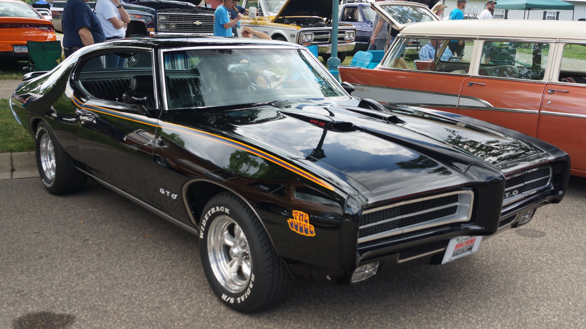 File:1969 Pontiac GTO