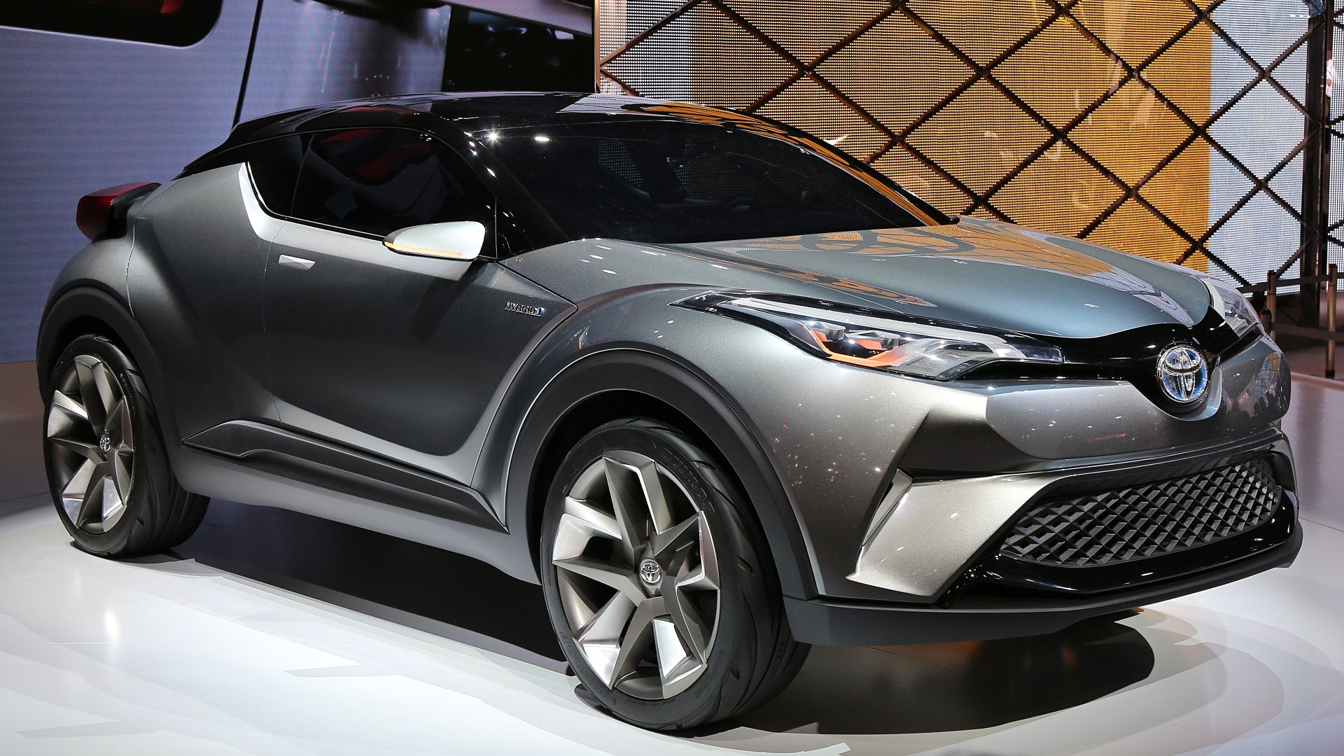 File:Toyota C-HR Concept.jpg