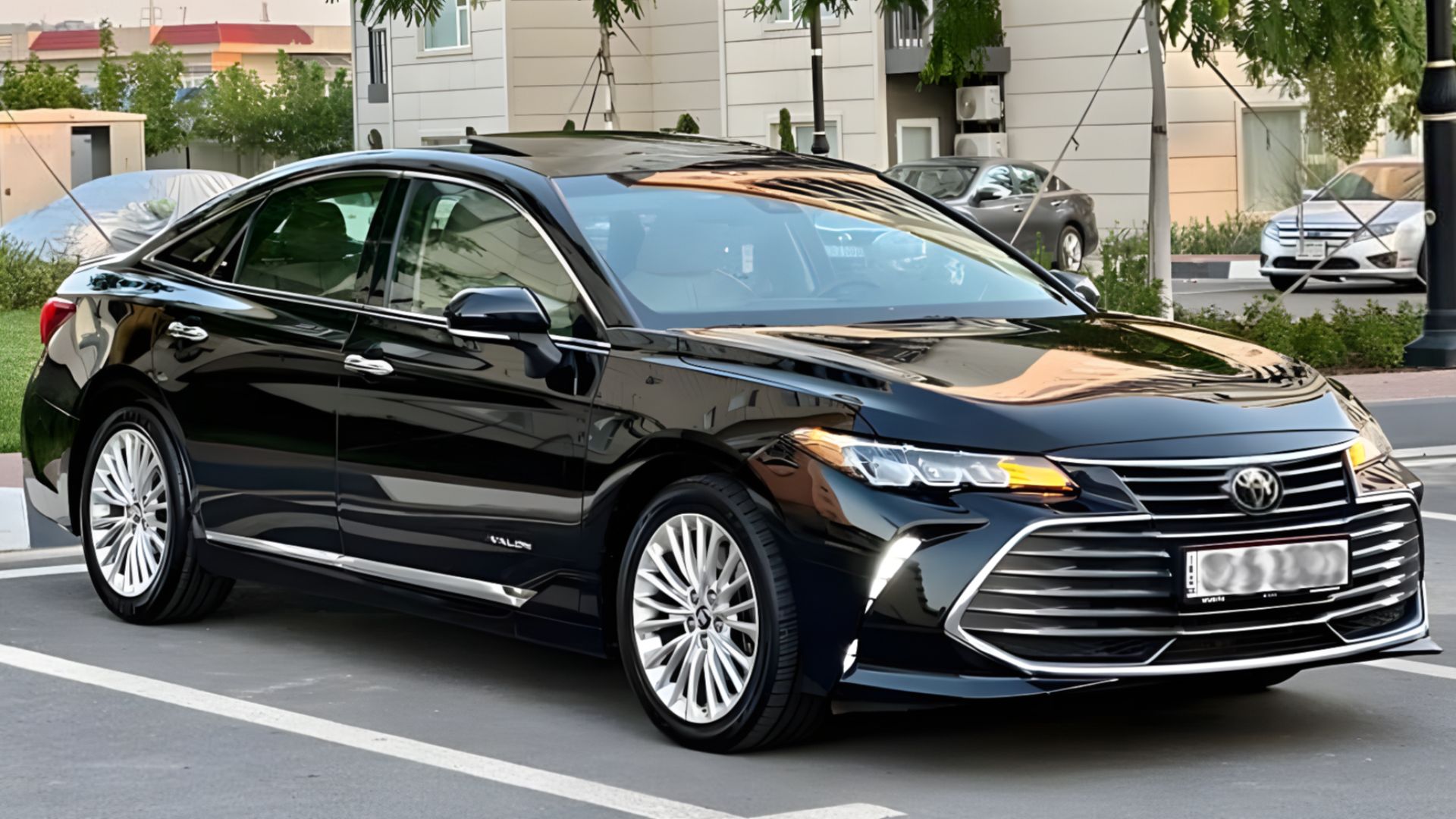 File:Toyota Avalon in Erbil.jpg