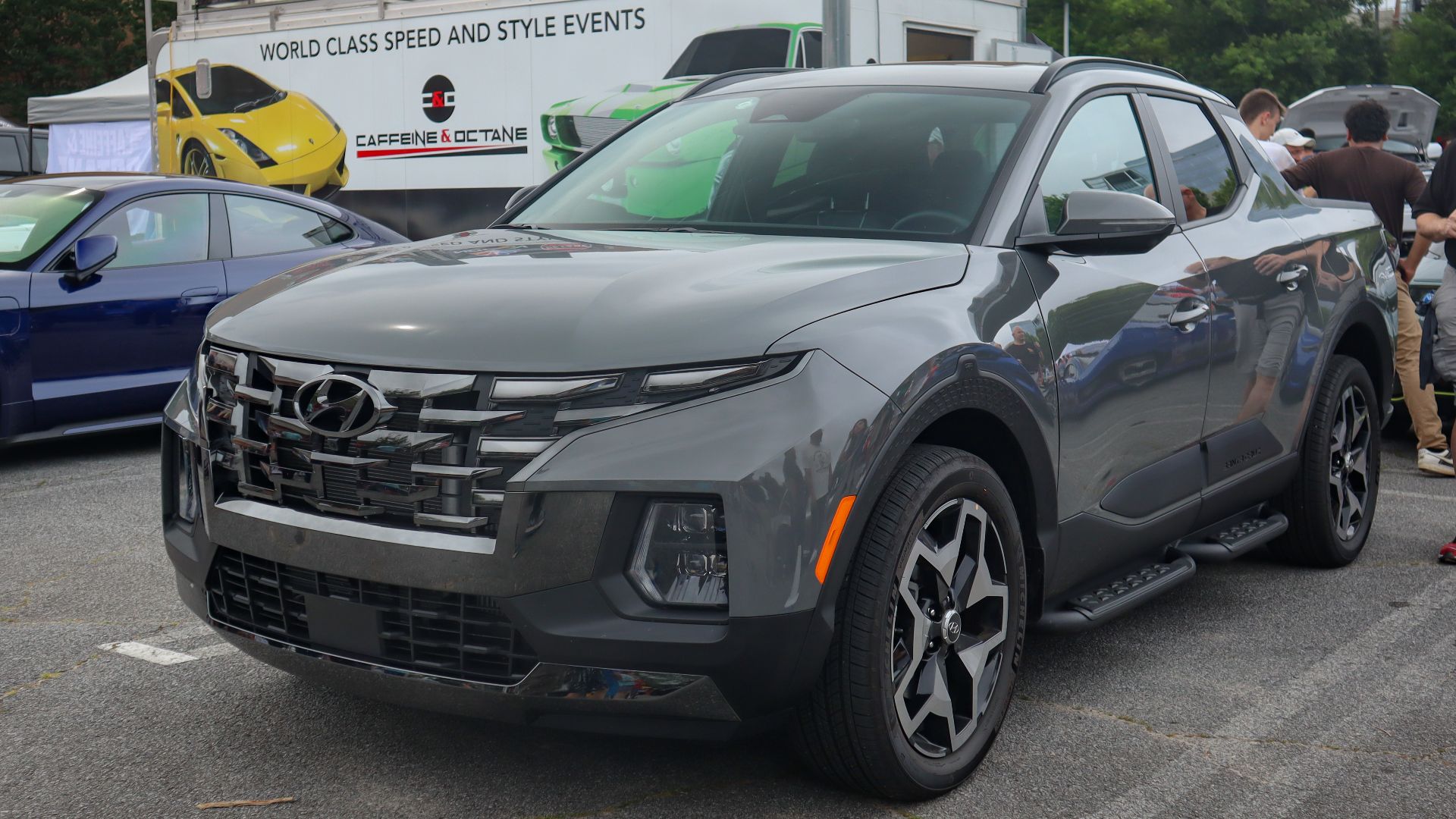 File:2022 Hyundai Santa Cruz 2.5T Limited (United States) front view.jpg