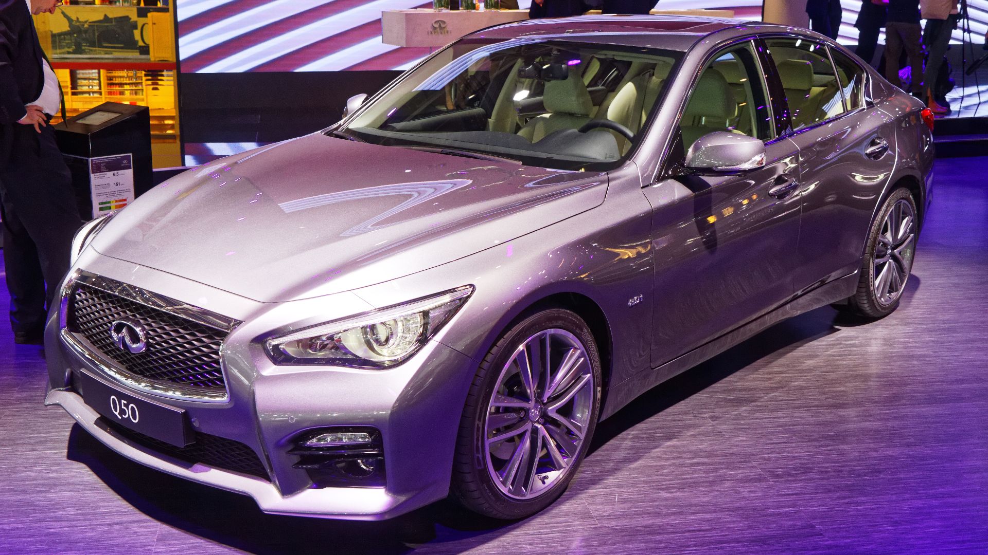 File:Infiniti Q50 - Mondial de l'Automobile de Paris 2014 - 018.jpg
