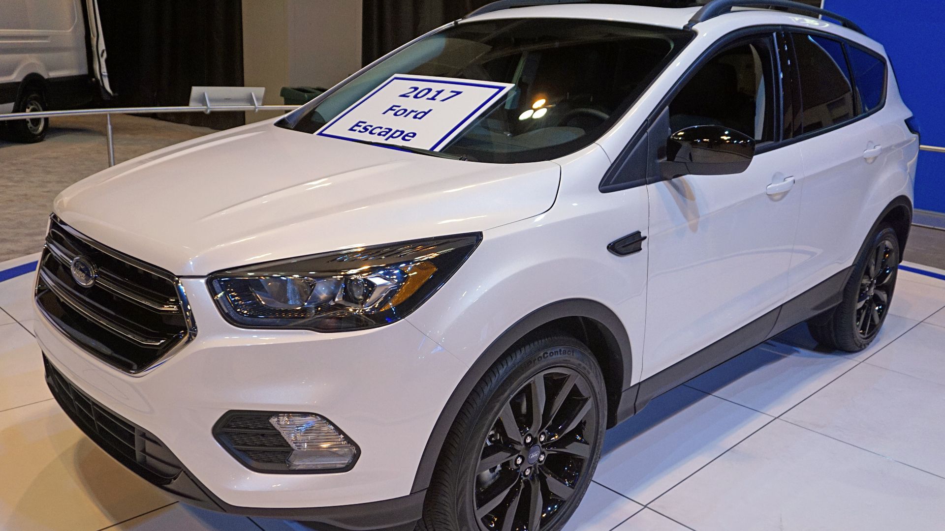 File:2017 Ford Escape.JPG